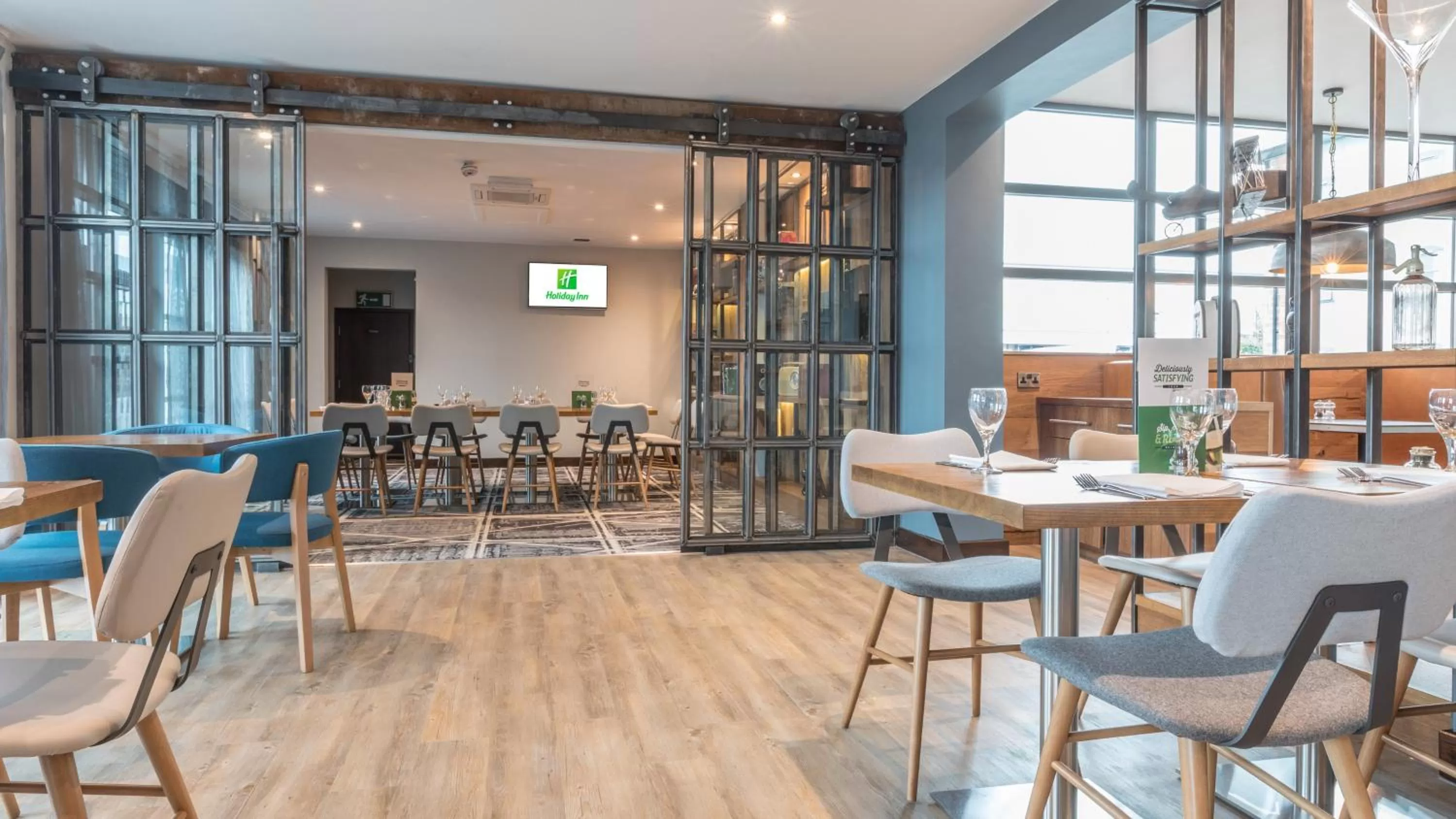 Restaurant/Places to Eat in Holiday Inn Manchester - Central Park, an IHG Hotel