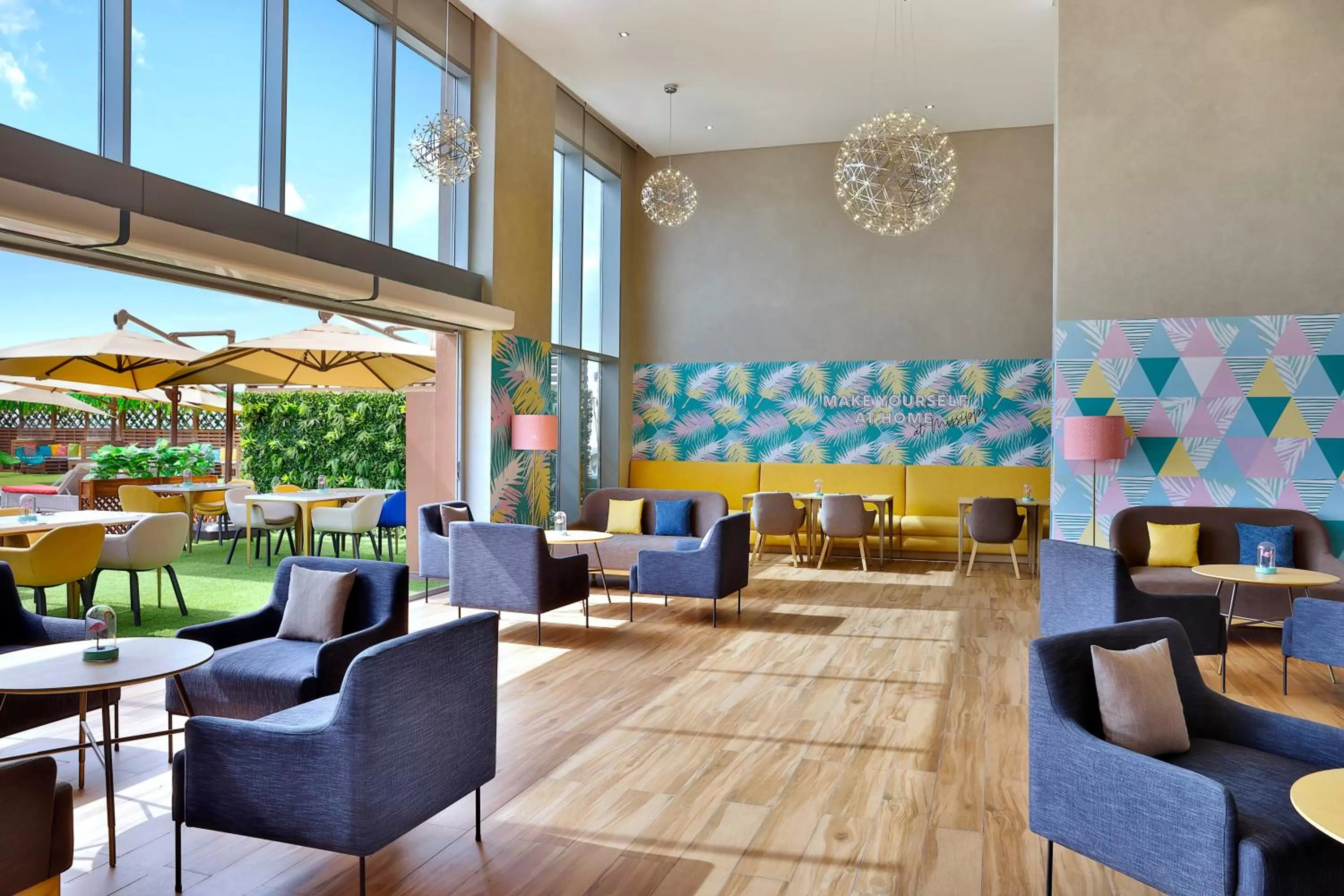 Swimming pool in Avani Ibn Battuta Dubai Hotel