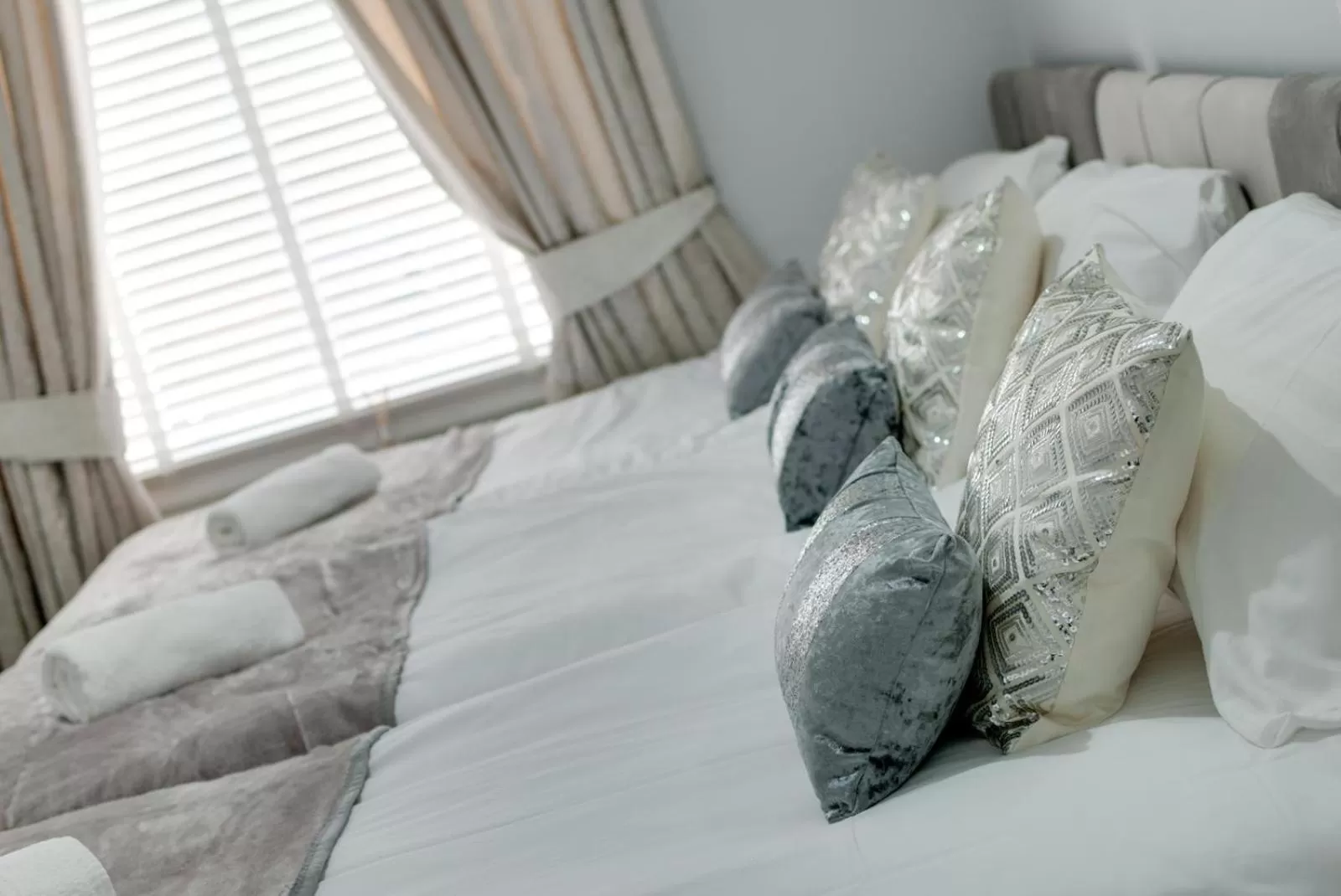 Bed in RST Rodney Street