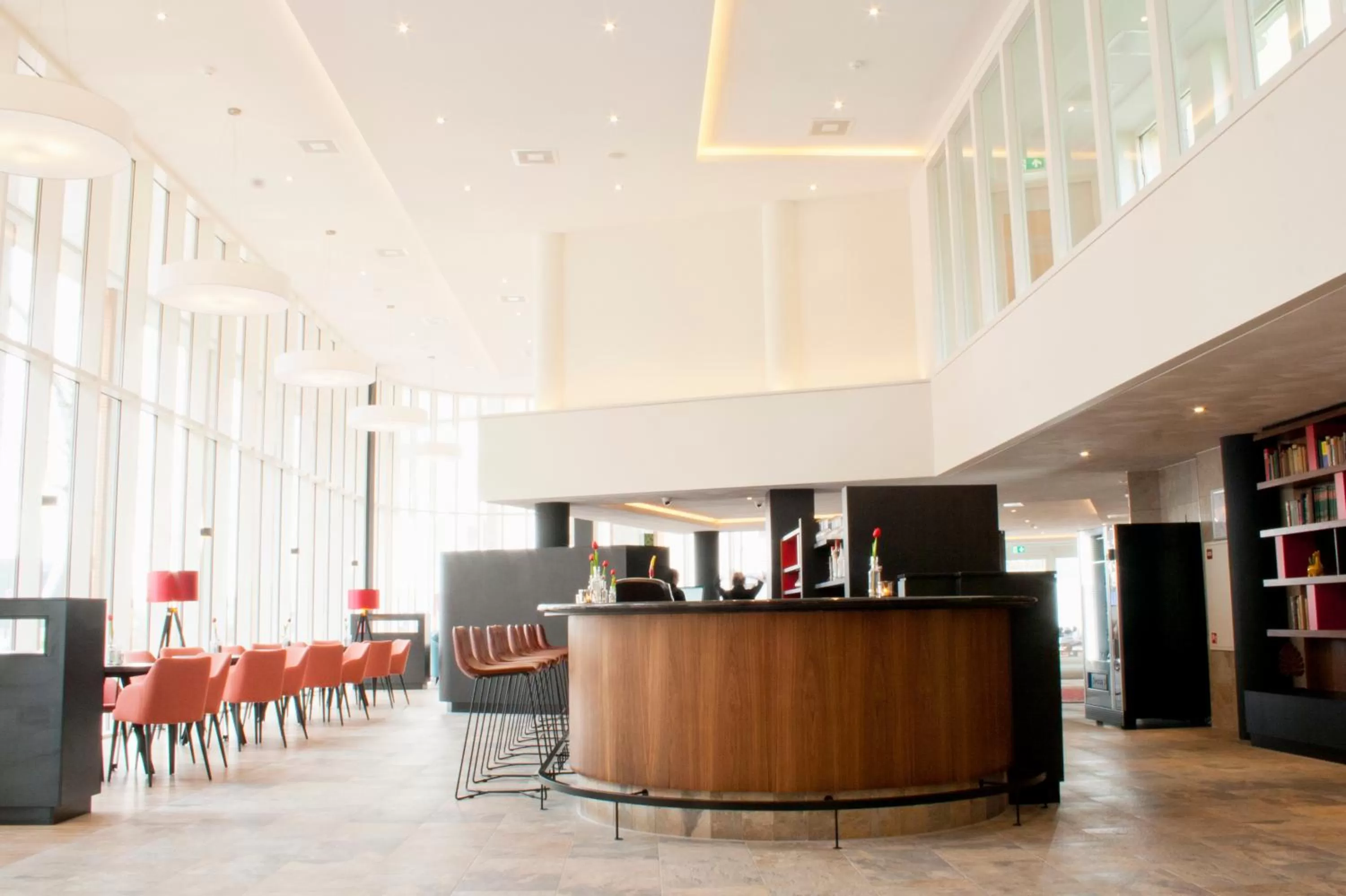 Communal lounge/ TV room in Bastion Hotel Arnhem