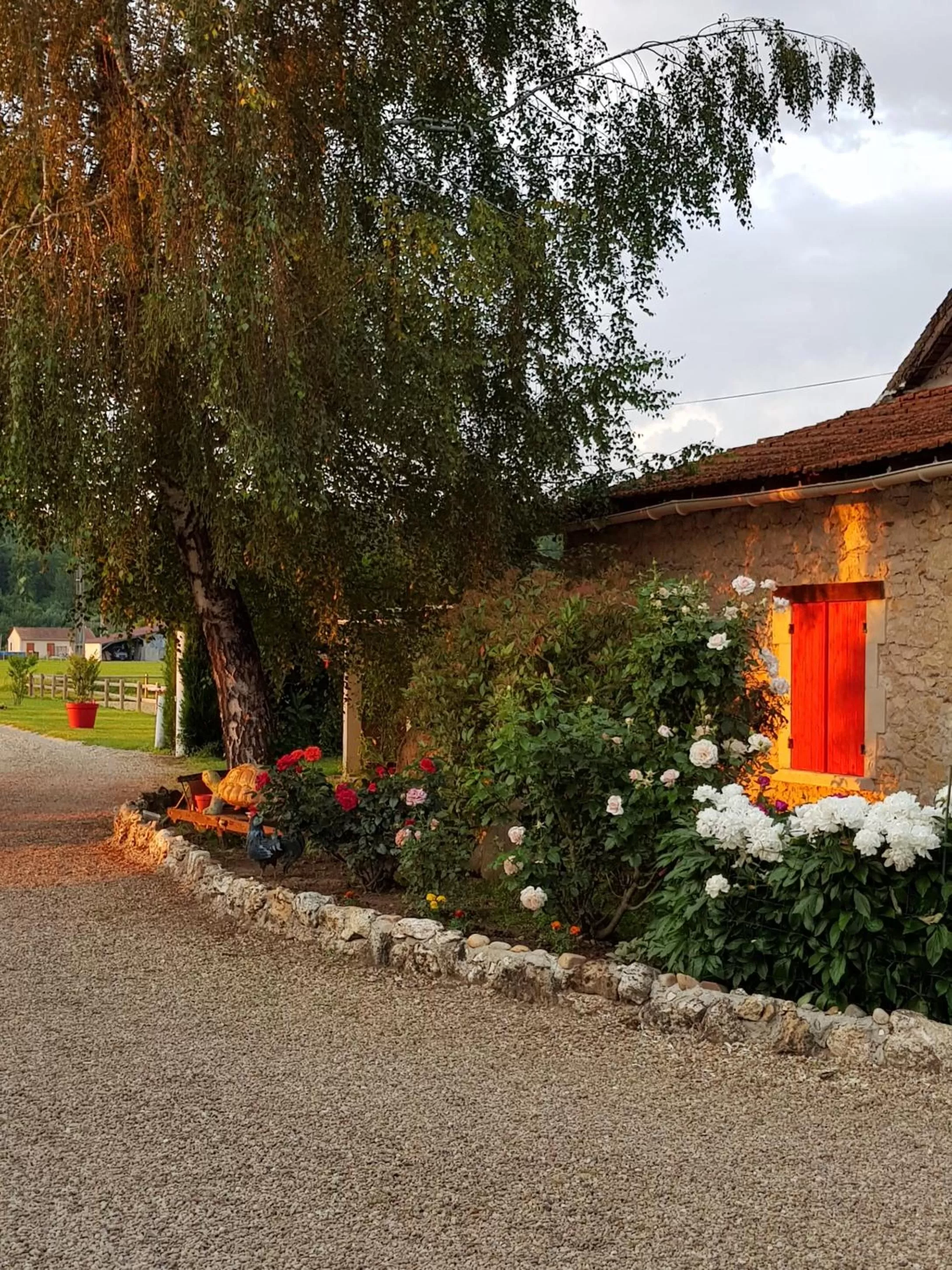 People, Property Building in Chambres d'Hotes Carpediem