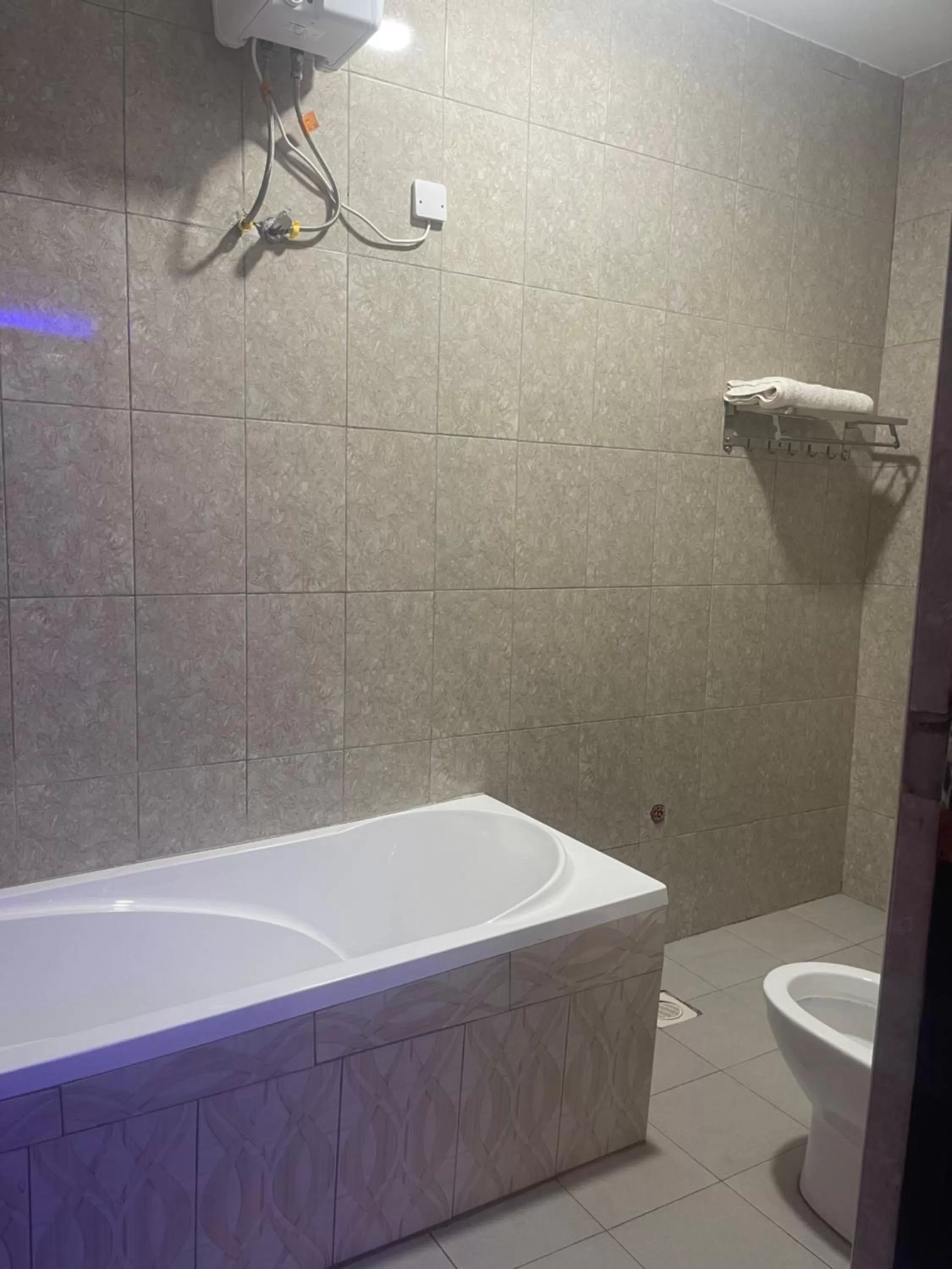 Bathroom in Bukandula Hotel