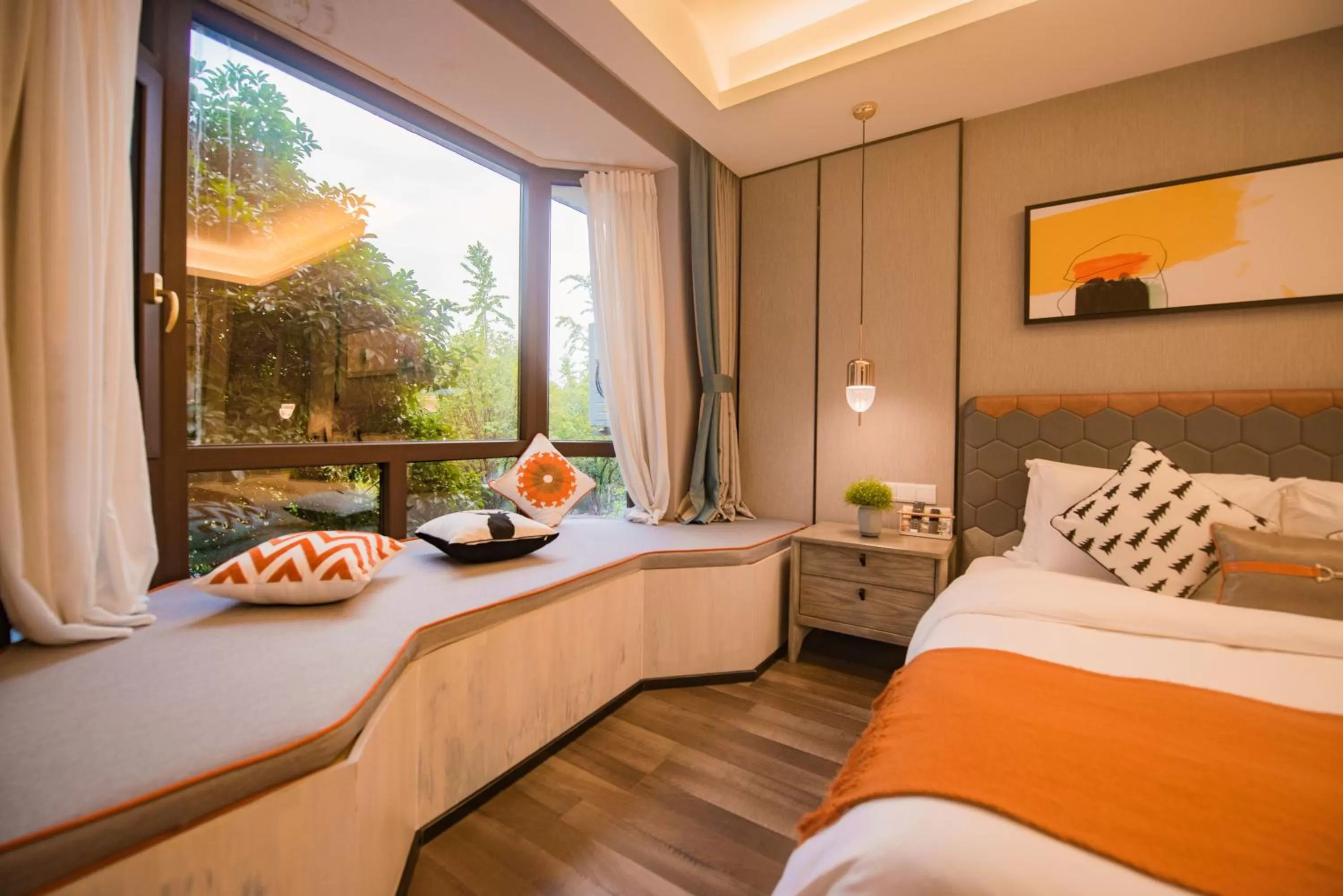 Photo of the whole room, Bed in Li River Resort Villa Hotel