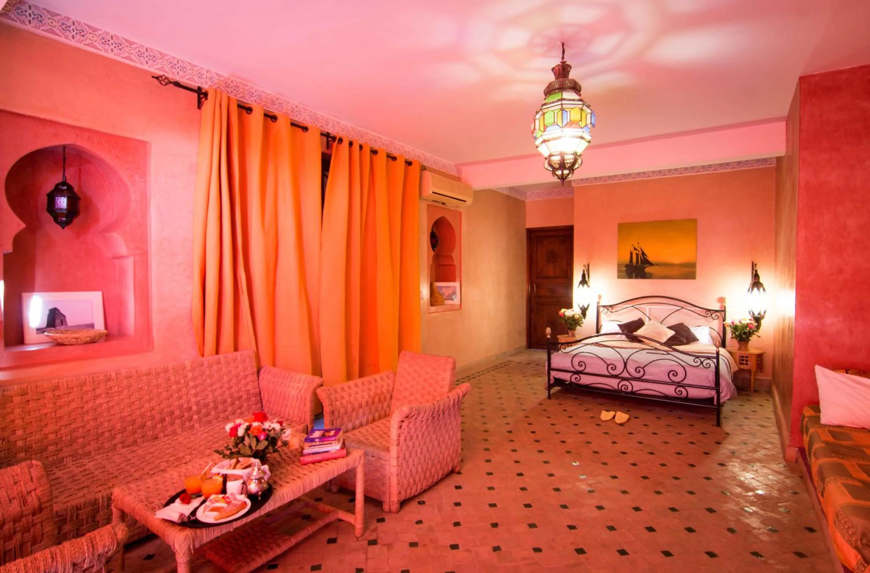 Living room, Bed in Le Relais De Marrakech