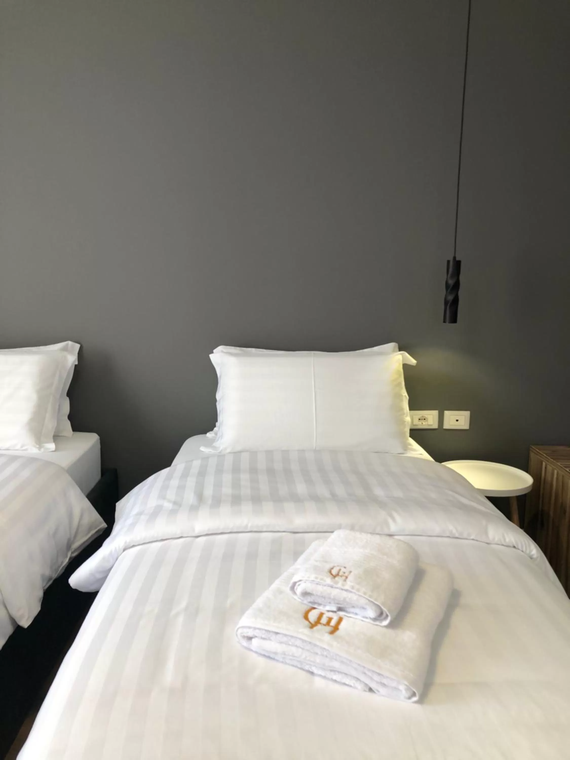 Bed in Grand Hotel Pogradec