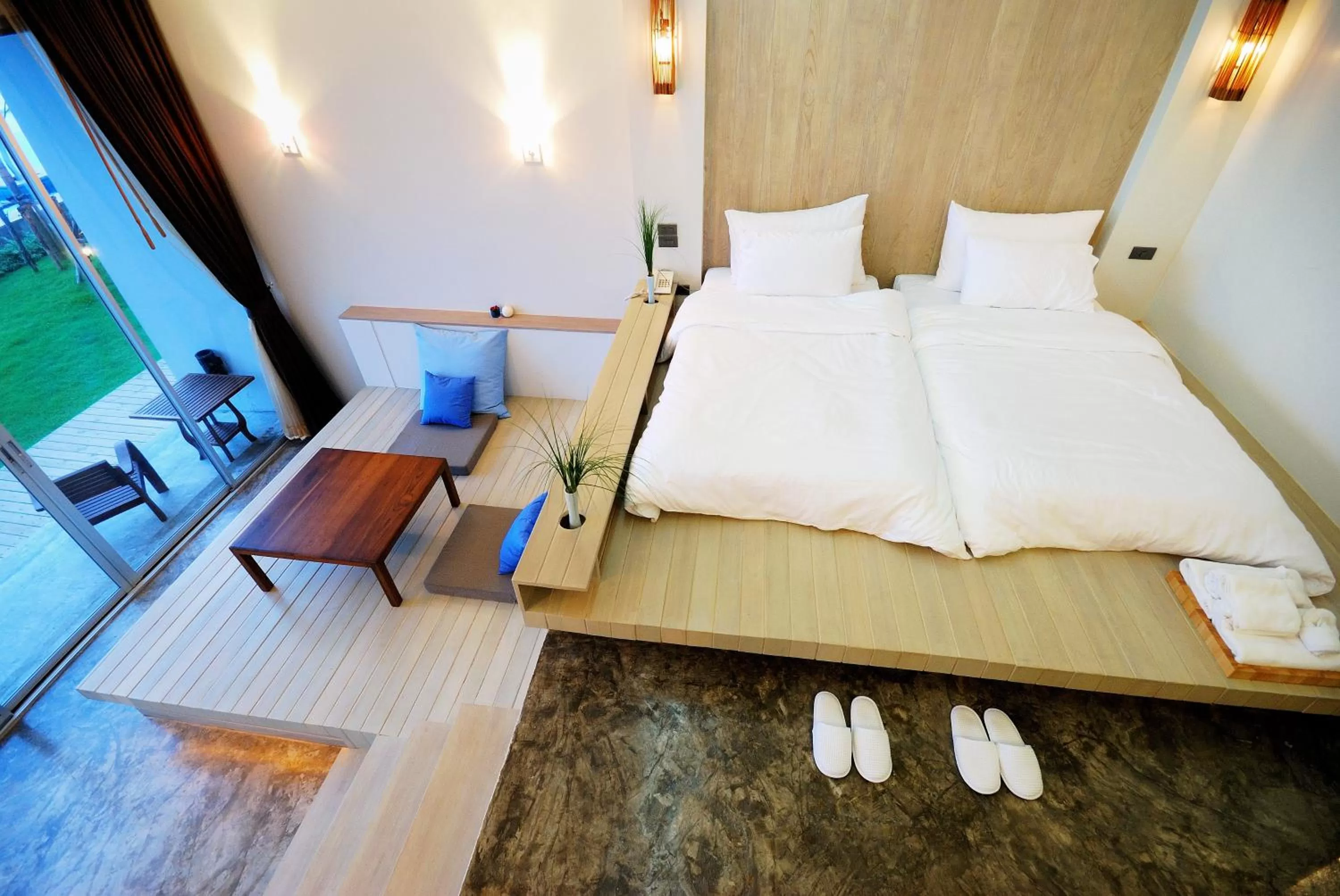 Photo of the whole room, Bed in Bari Lamai Resort