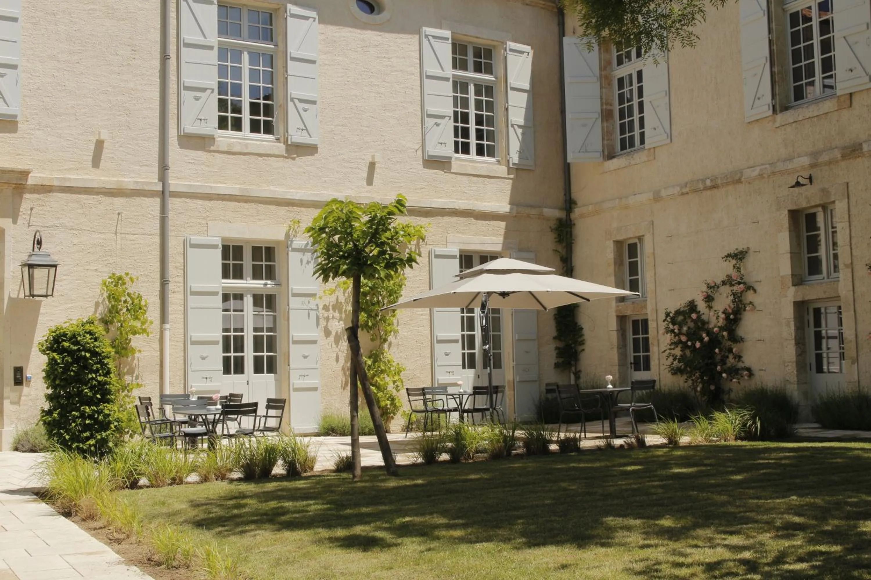 Patio in College des Doctrinaires