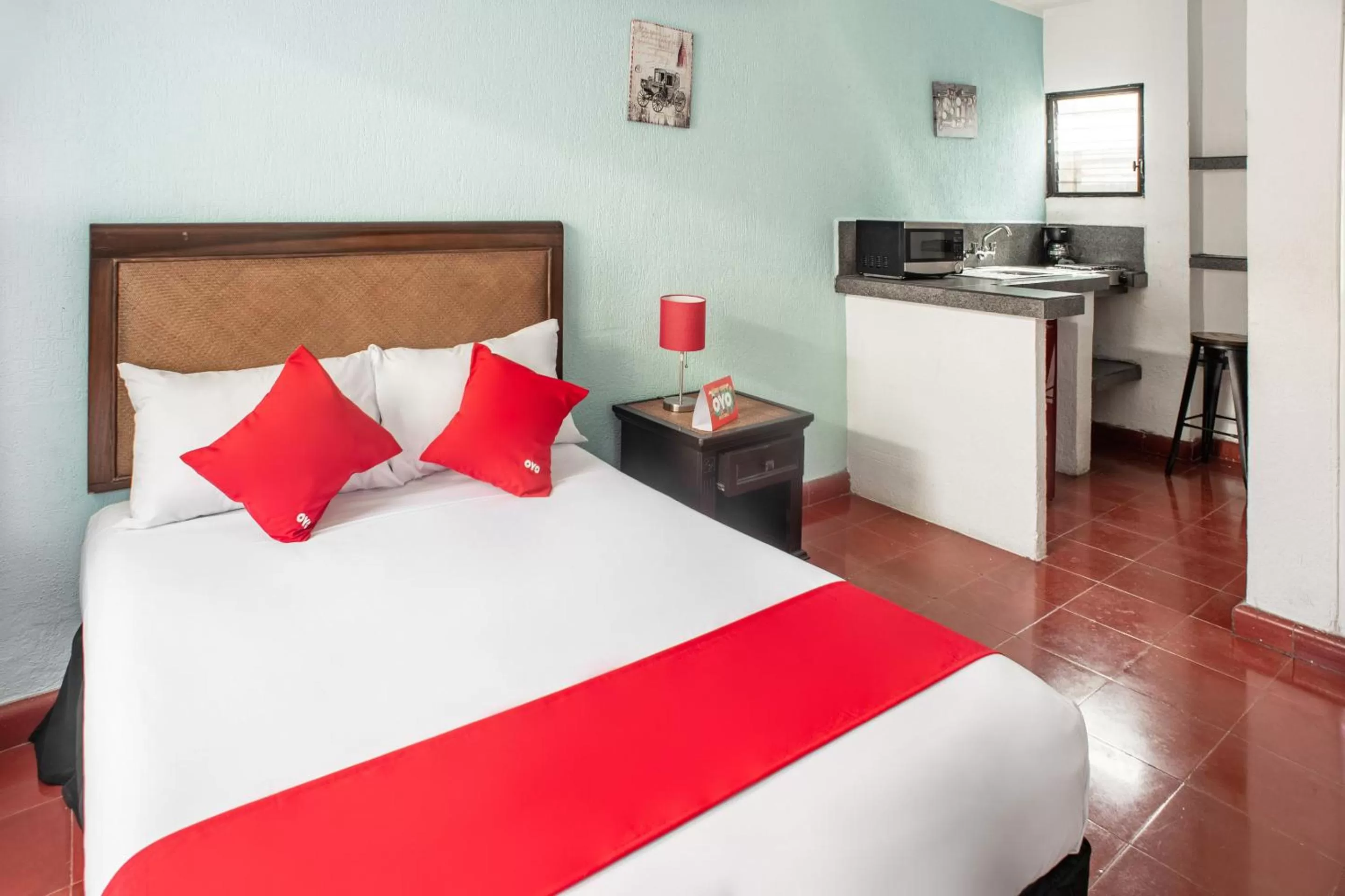 Photo of the whole room, Bed in Hotel Dpas 52