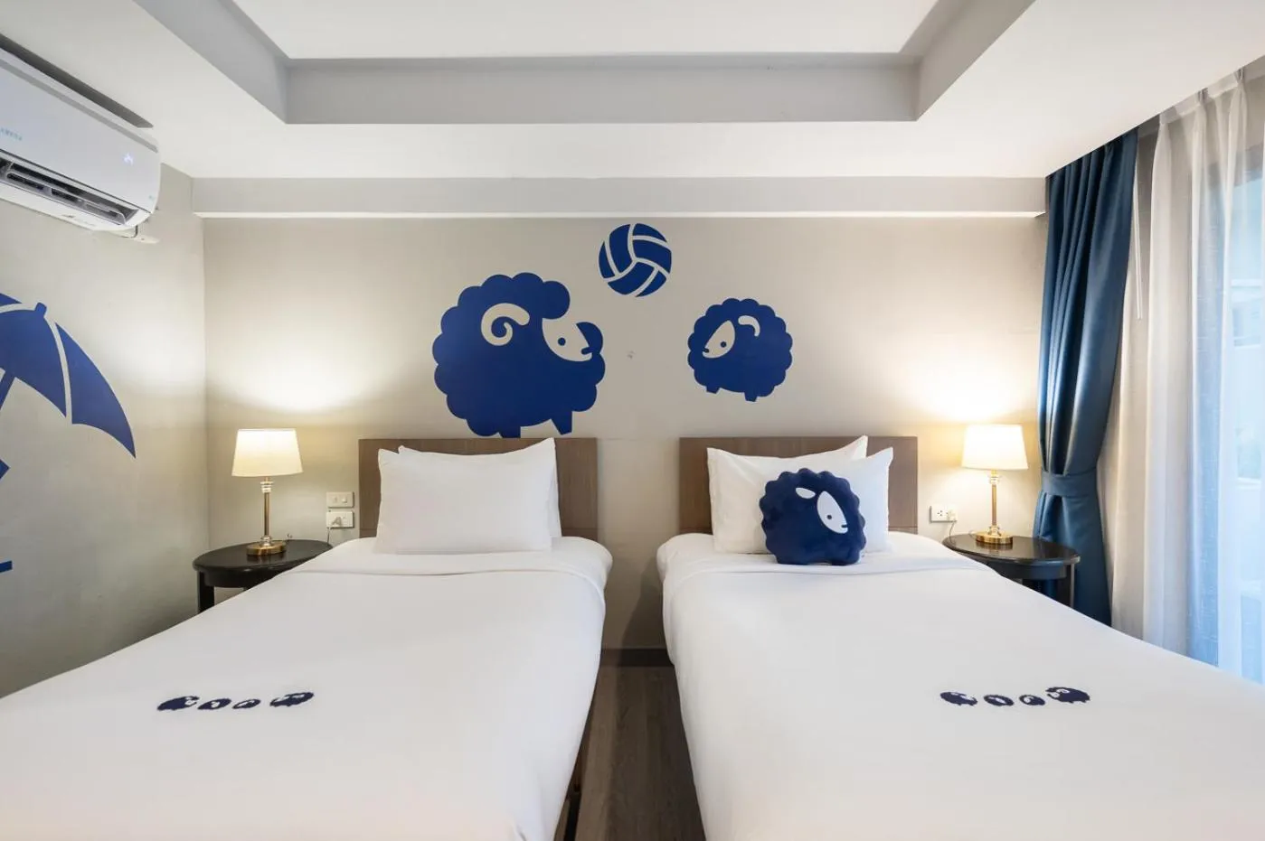 Bed in Kokotel Phuket Patong