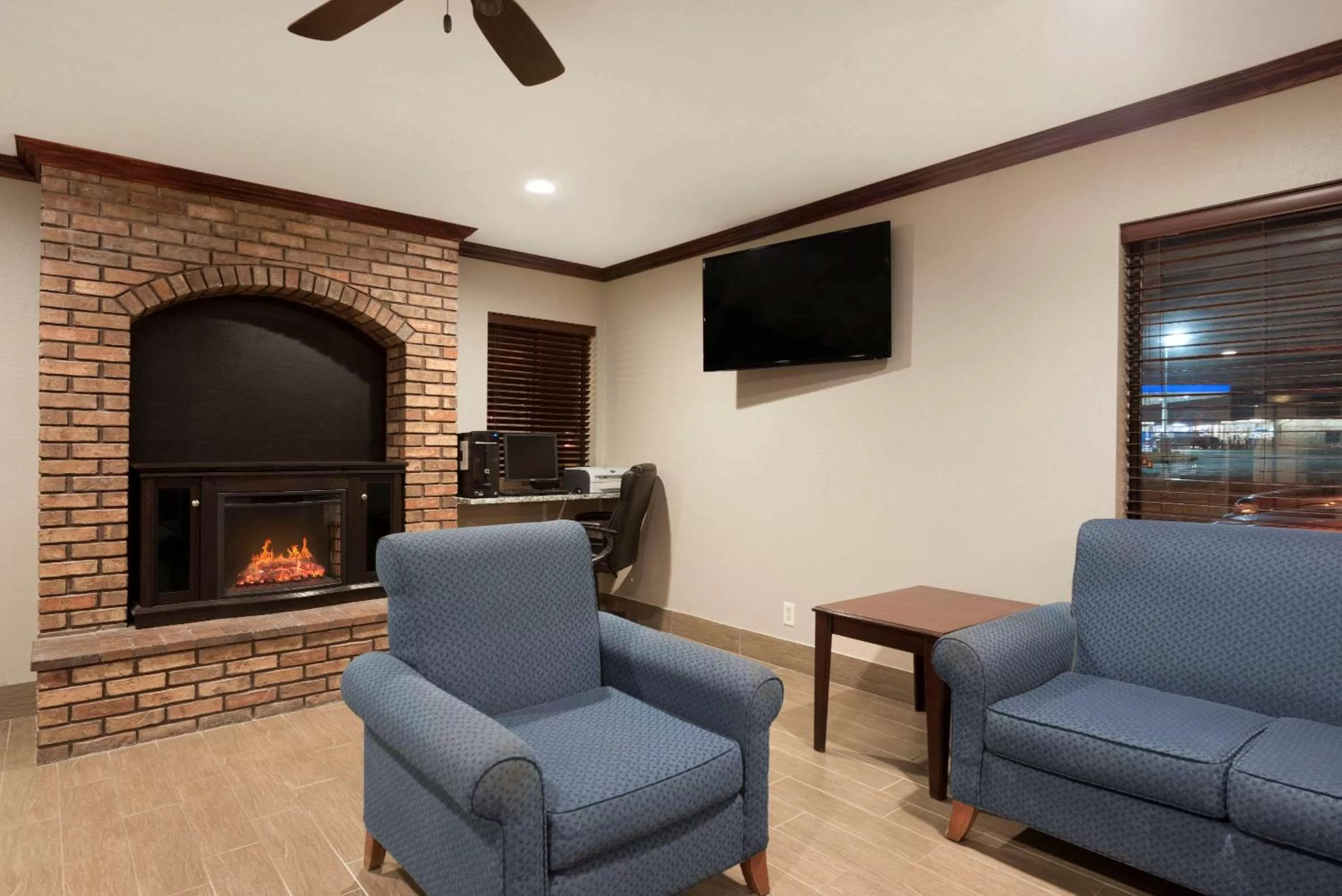 Lobby or reception in Super 8 by Wyndham Rantoul