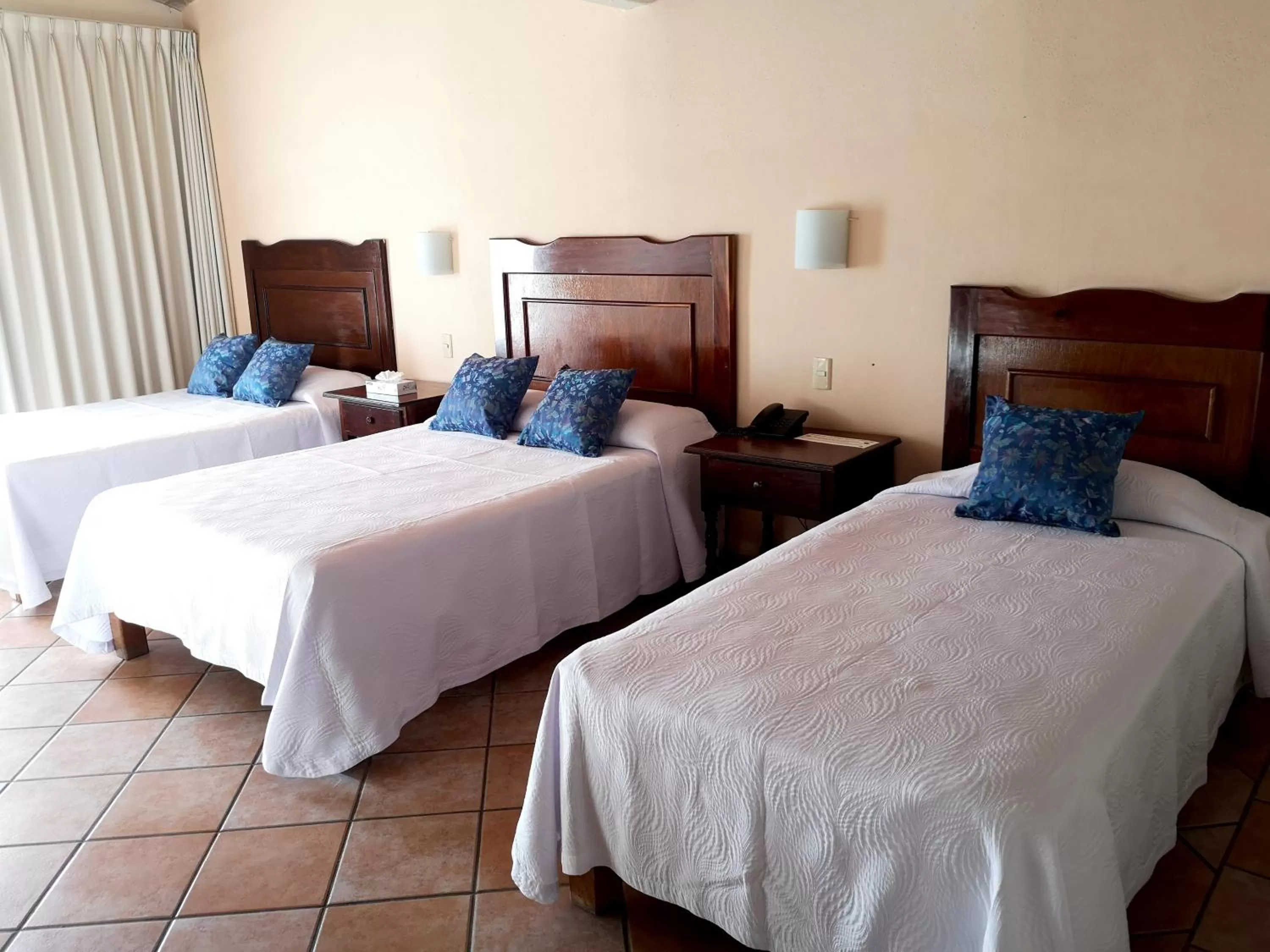 Bed in Hotel El Pescador