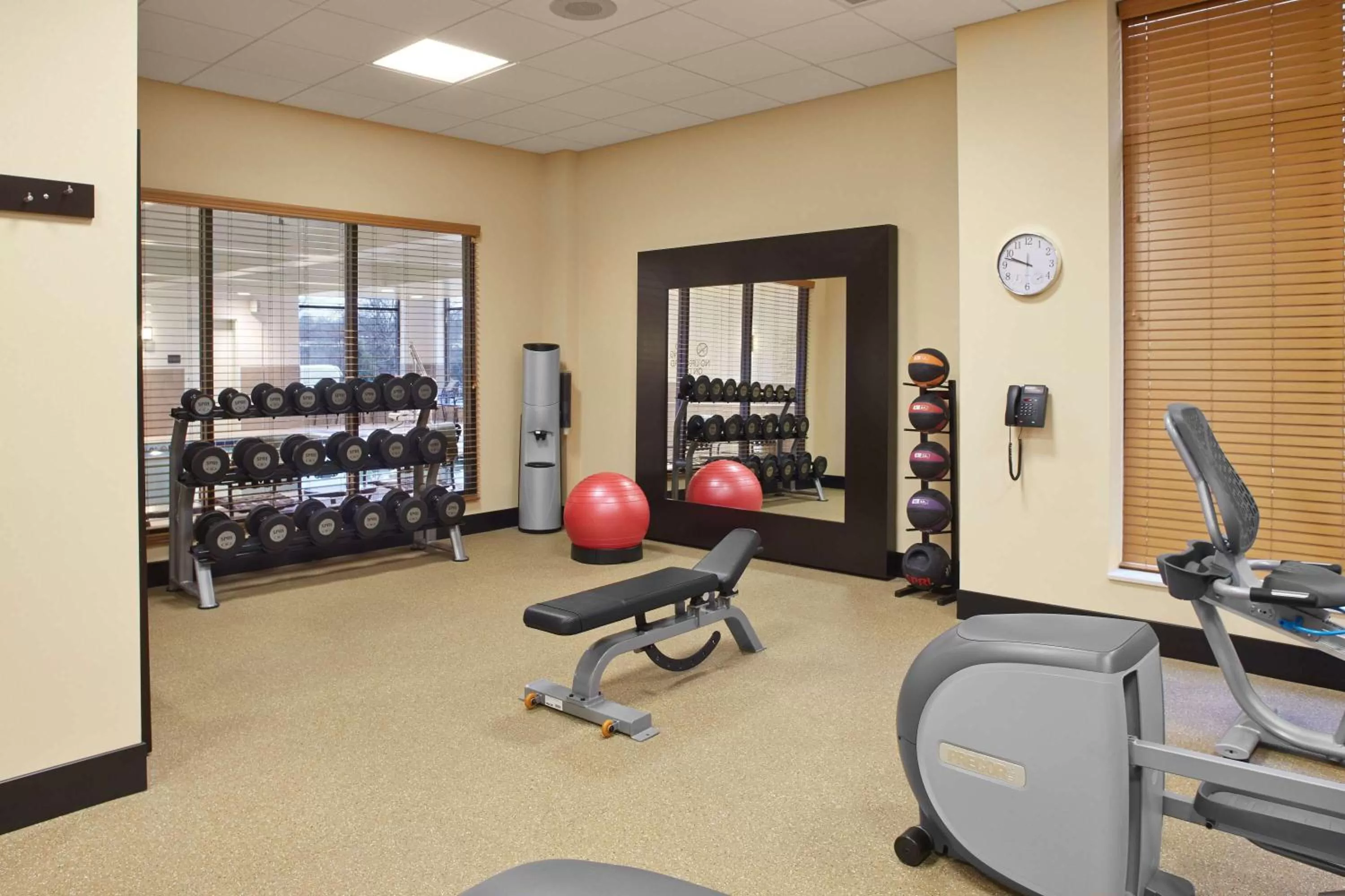 Fitness centre/facilities in Hilton Garden Inn Akron