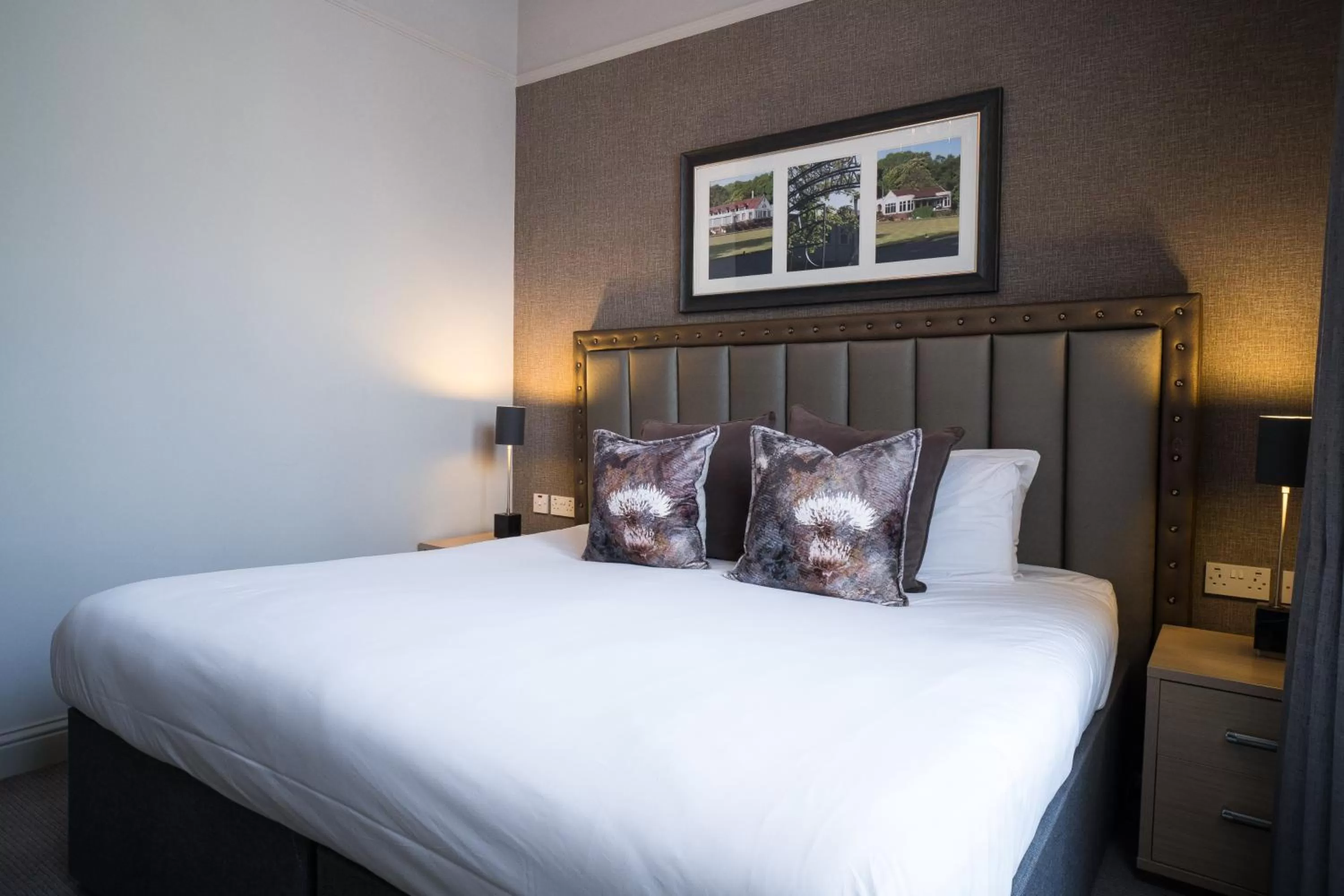 Bed in Number 10 Hotel