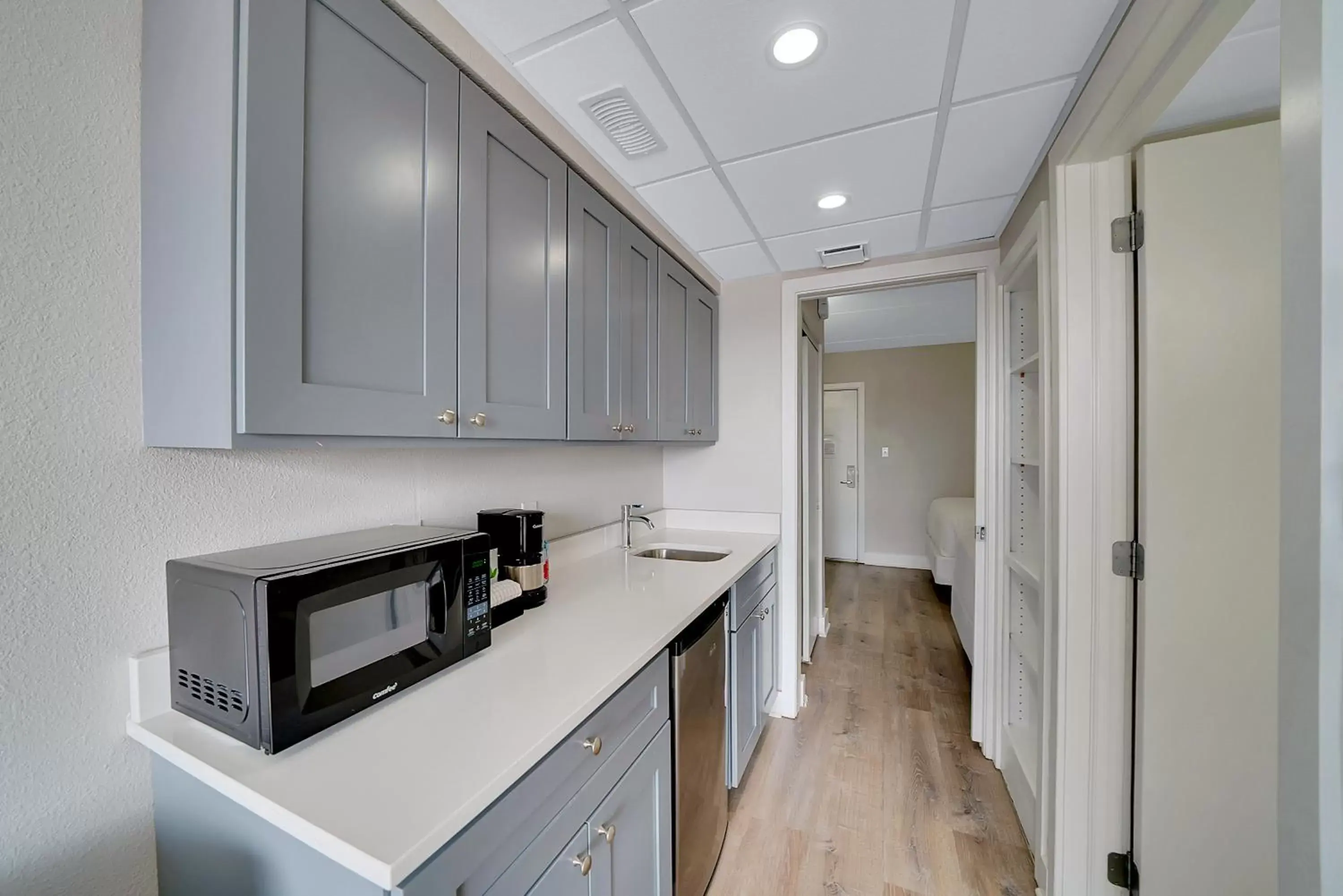 Two Queen Suite with Kitchenette (Opens to Sundeck) in Montreal Beach Resort Two Queen Suite with Kitchenette (Opens to Sundeck) in Montreal Beach Resort