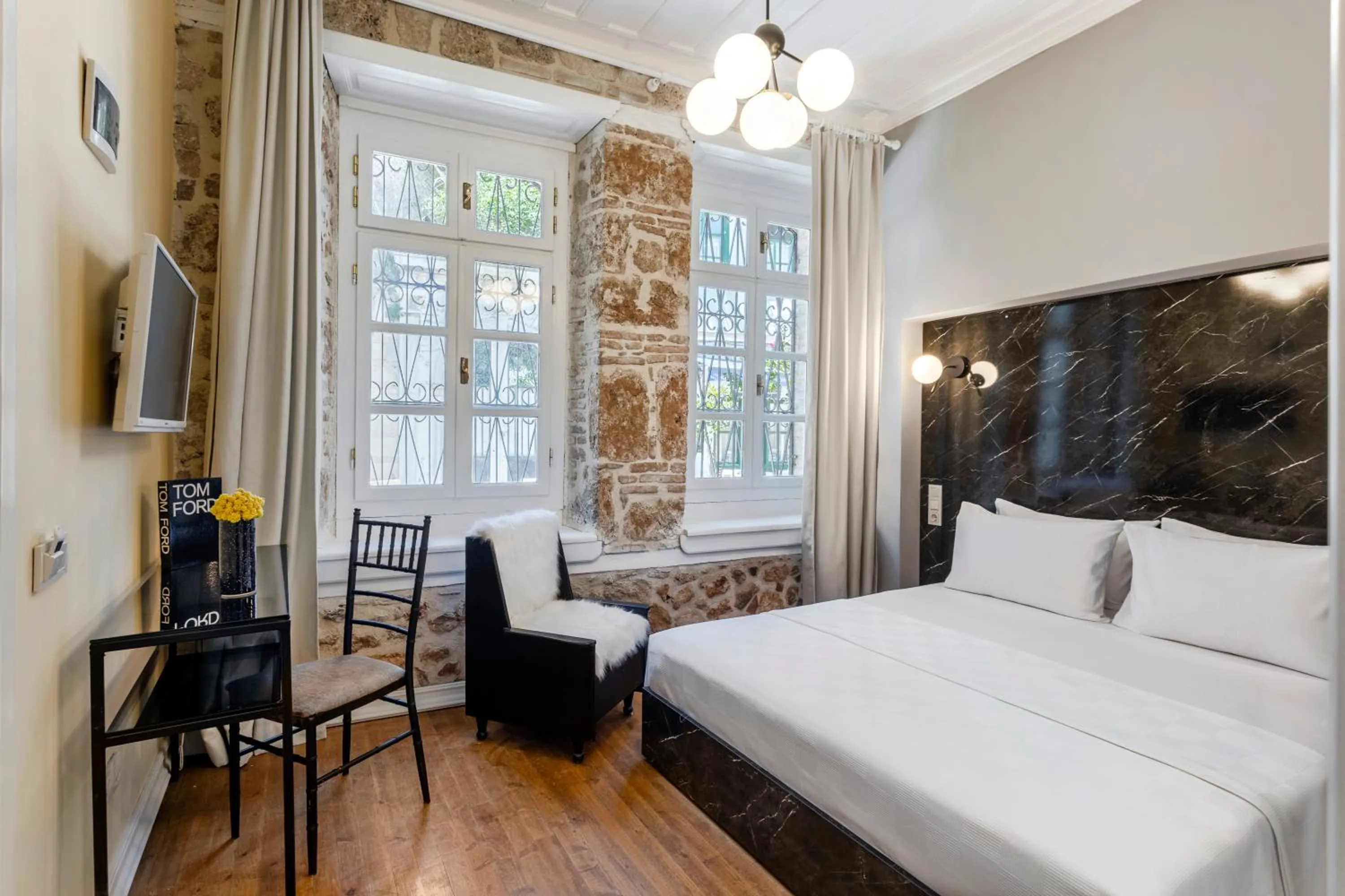 Bed in Palmenhaus Antalya