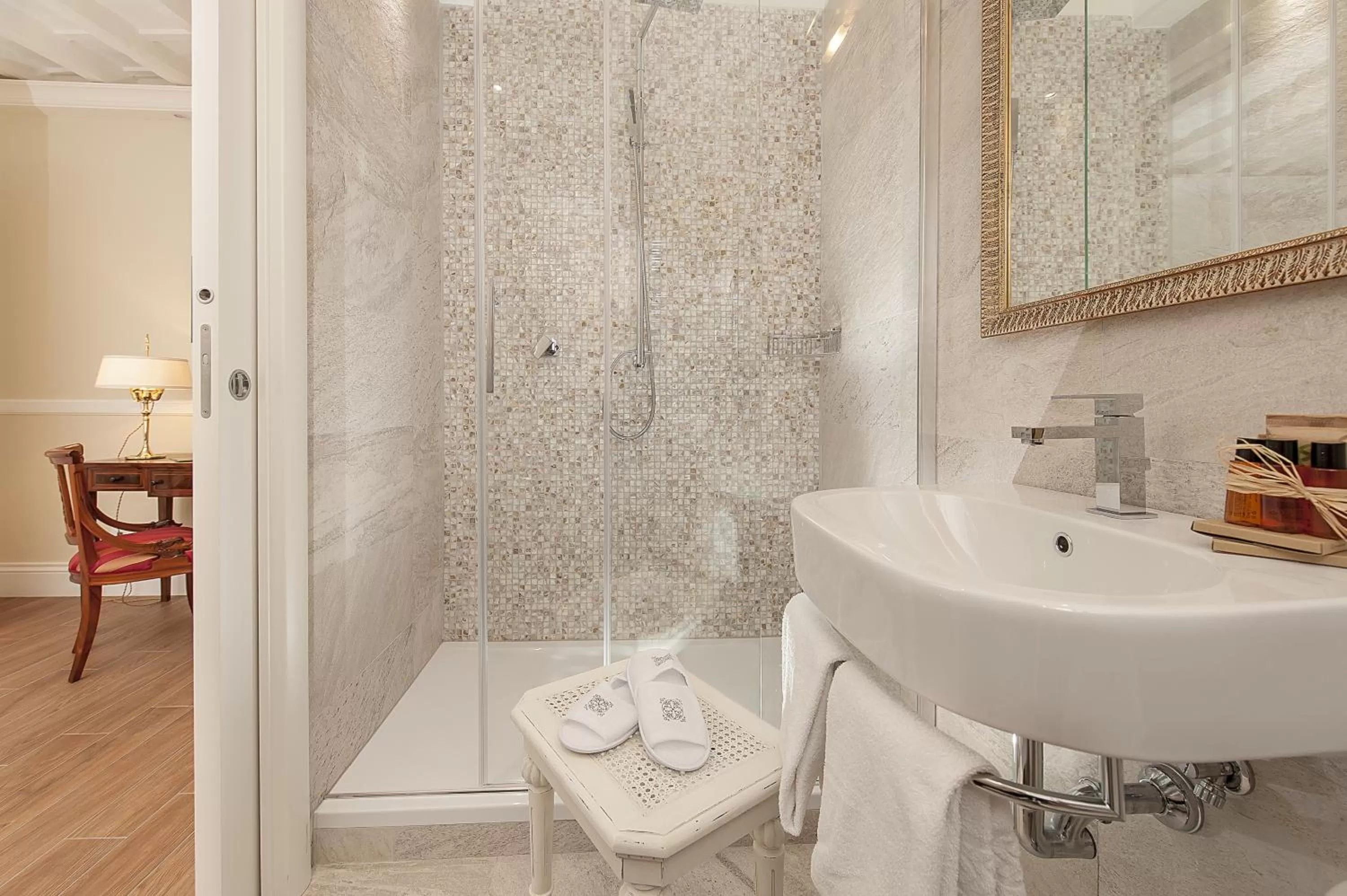 Double or Twin Room in La Residenza del Sole al Pantheon