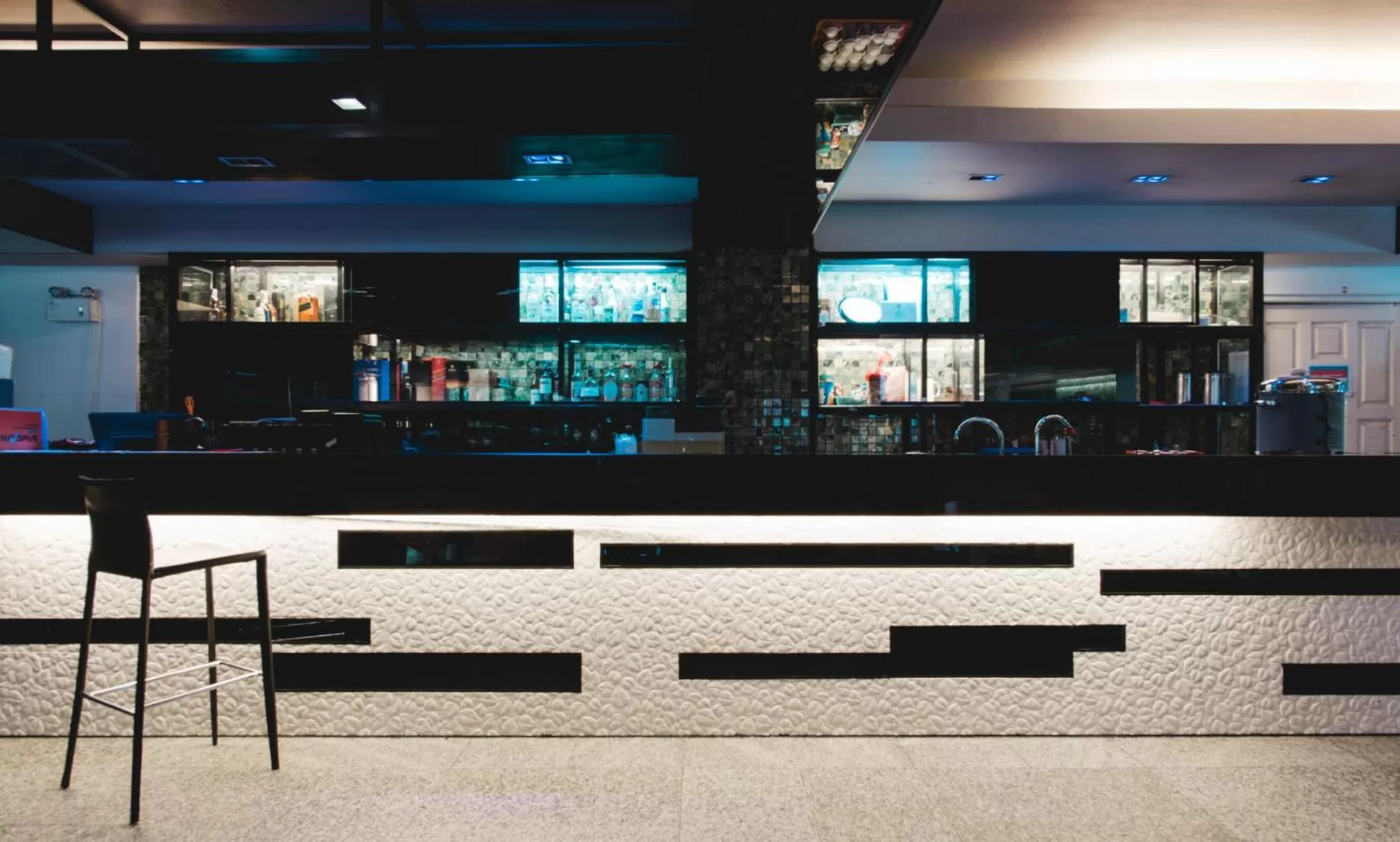 Lounge or bar in Convenient Park Bangkok