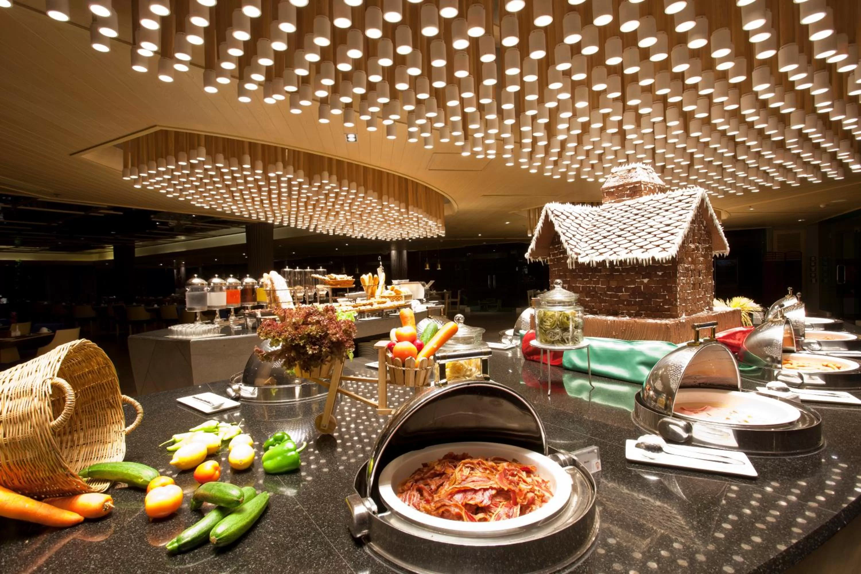 Breakfast in Graceland Khaolak Beachfront Resort