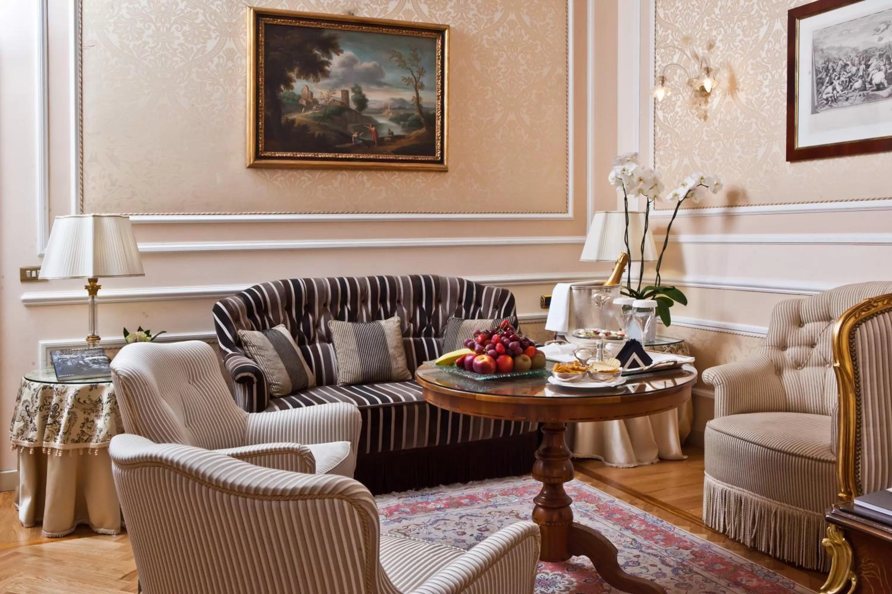 Seating area in Grand Hotel Majestic gia' Baglioni