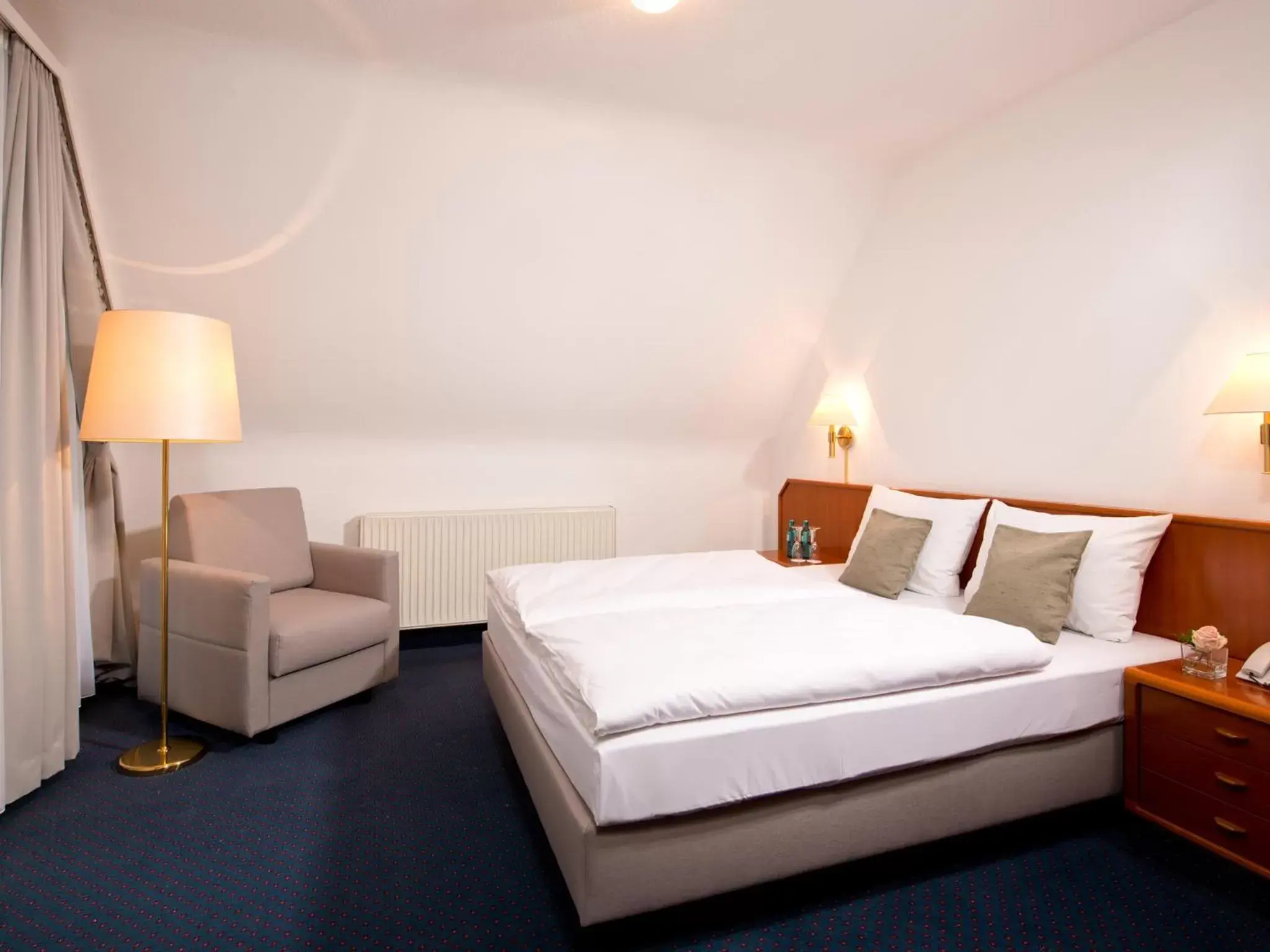 Superior Double Room in ACHAT Hotel Neustadt an der Weinstraße Superior Double Room in ACHAT Hotel Neustadt an der Weinstraße