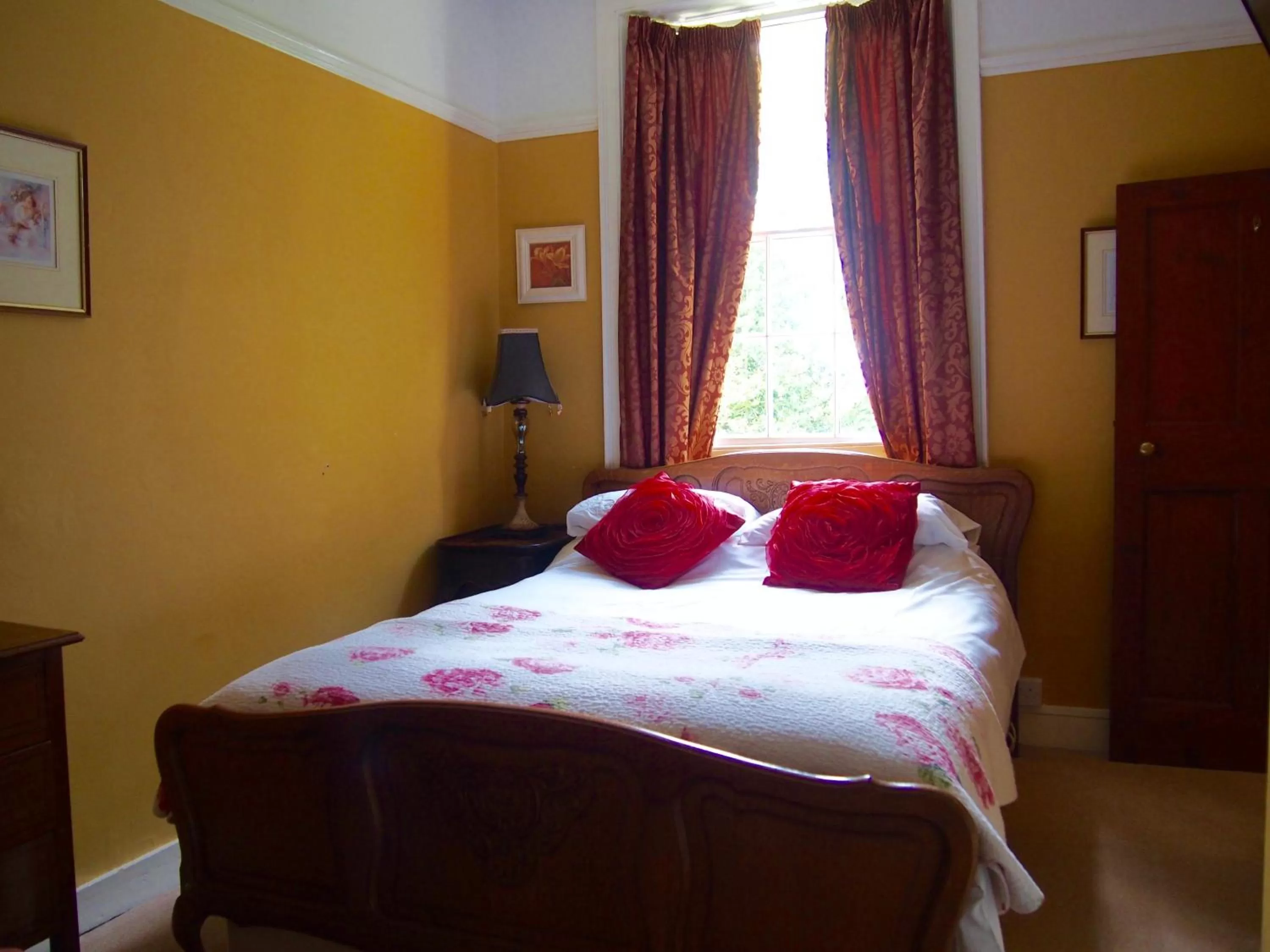 Bed in Wrangham House