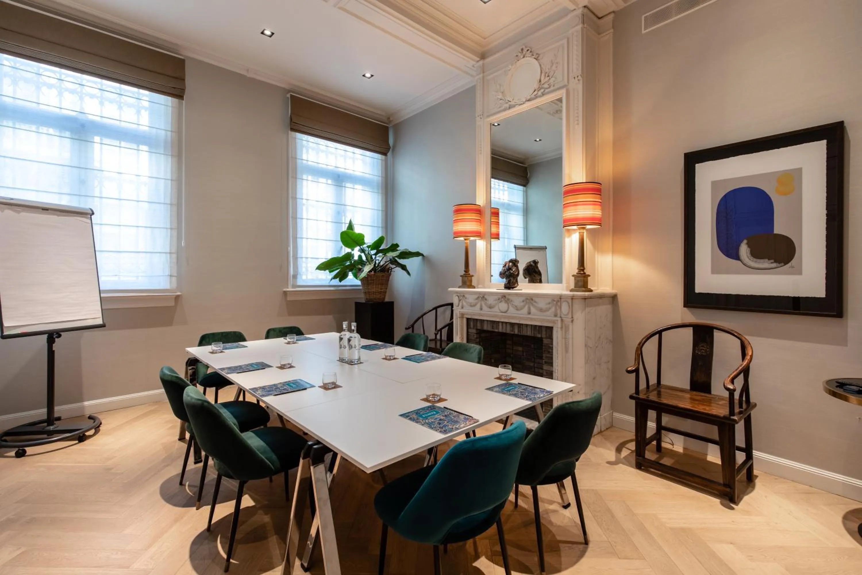 Dining area in Hotel FRANQ