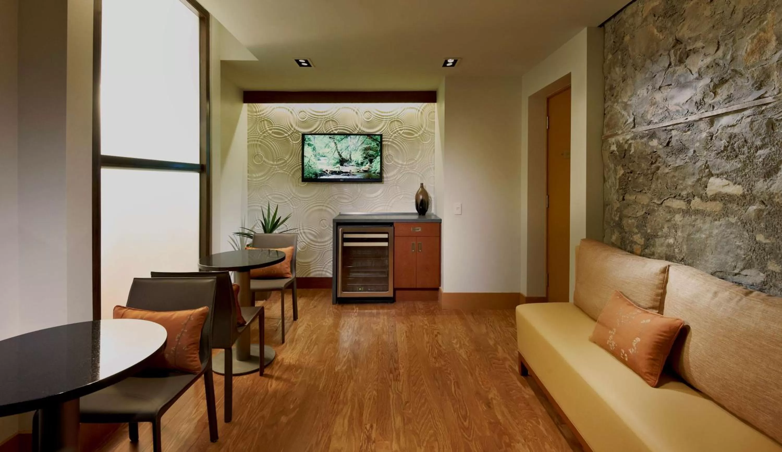 Spa and wellness centre/facilities in Hyatt Regency Calgary