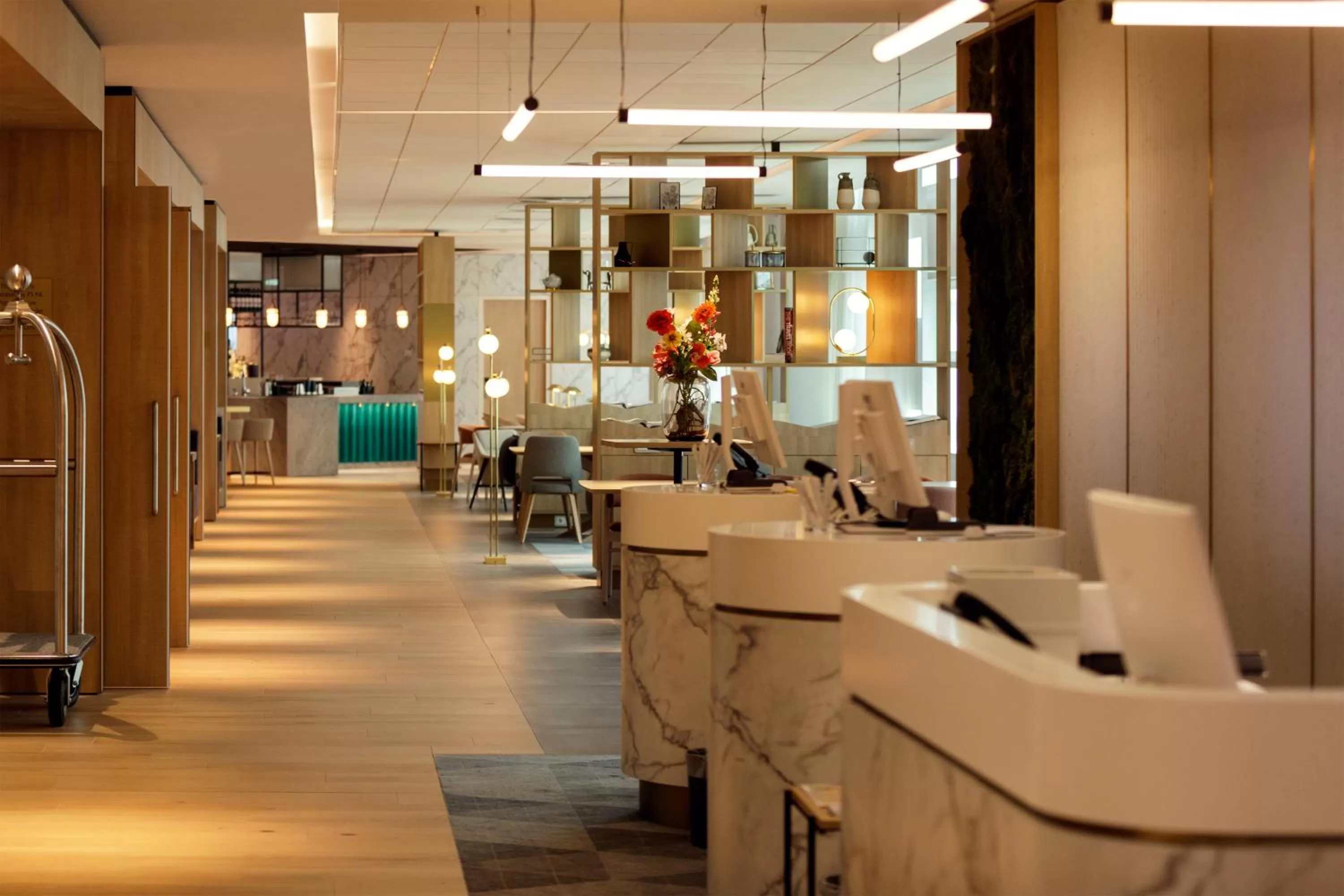 Lobby or reception in Crowne Plaza Utrecht - Central Station by IHG