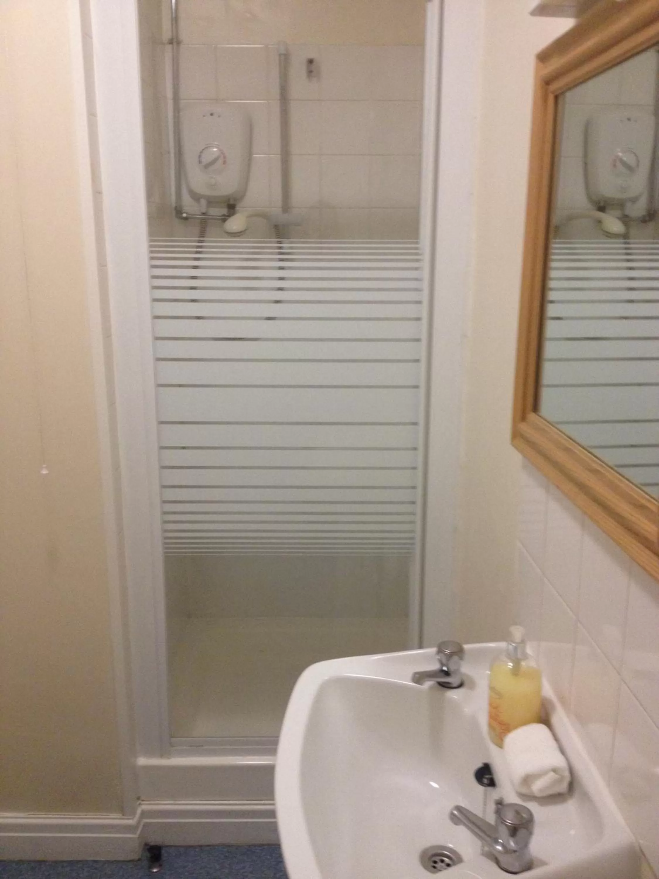 Bathroom in The Miners Arms