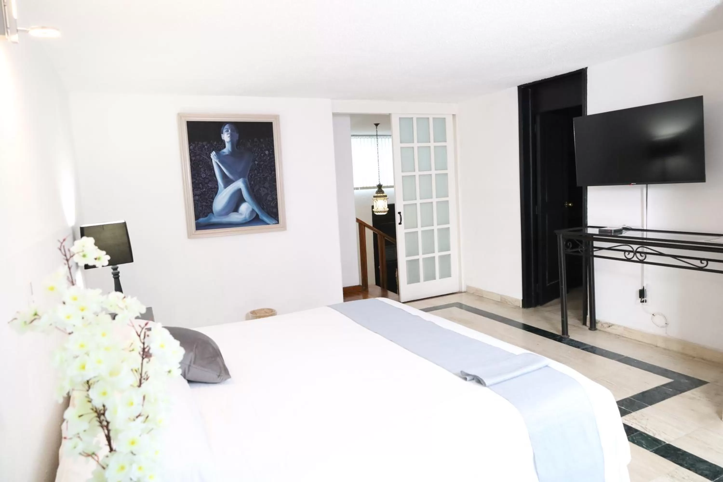 Bed in Hotel Grand Vista Cuernavaca