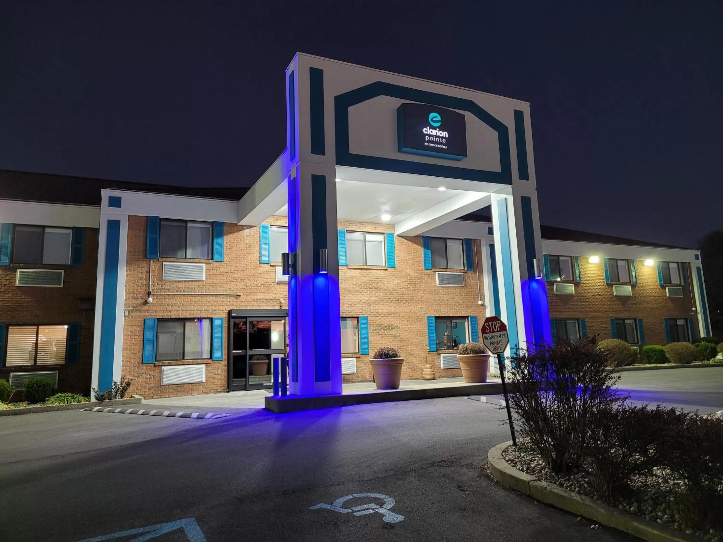 Property building in Clarion Pointe Harrodsburg-Danville