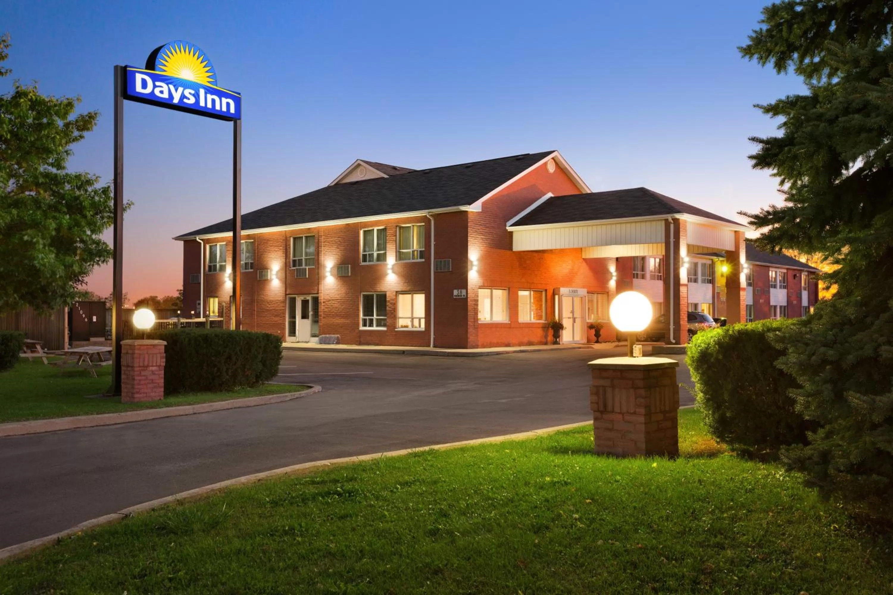 Days Inn by Wyndham Stouffville