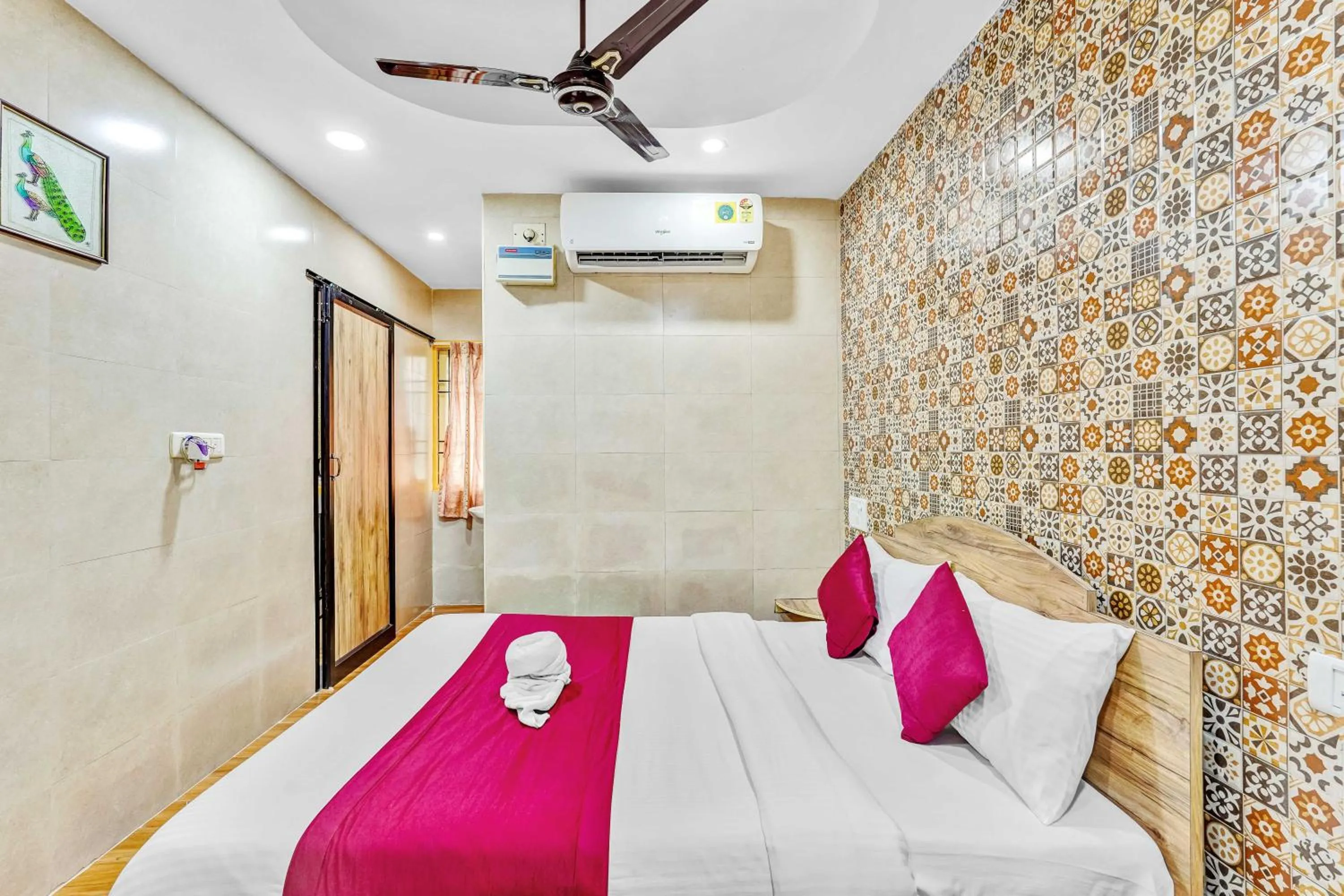 Property building, Bed in Season 4 Residences - Teynampet Near Apollo Hospital ,Balaji Dental, US Consulate