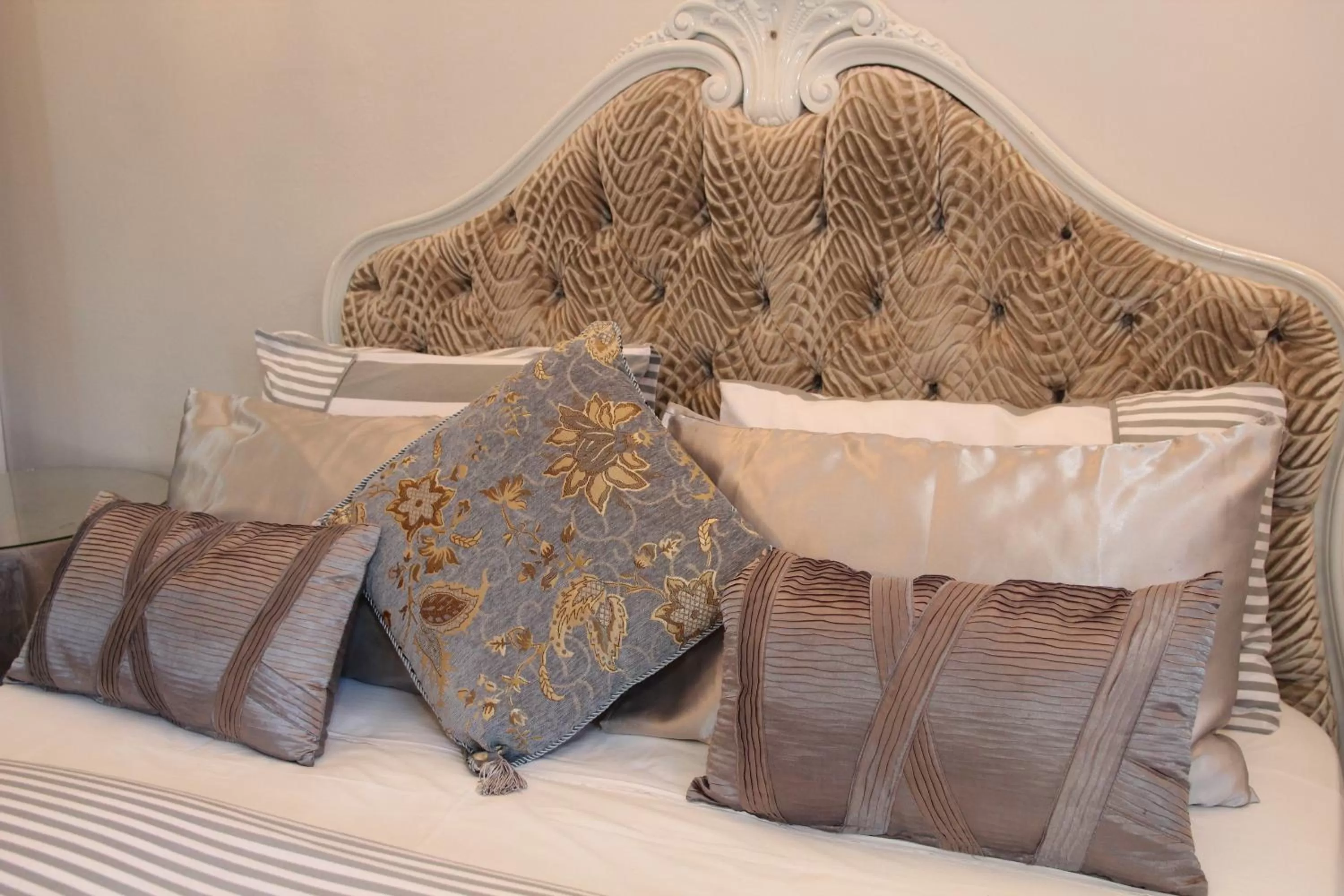 Bed in Victoria Manor