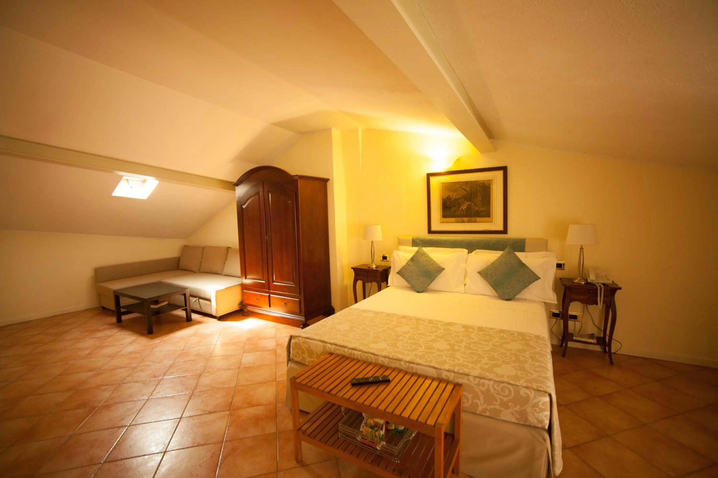 Photo of the whole room, Bed in Albergo Orologio