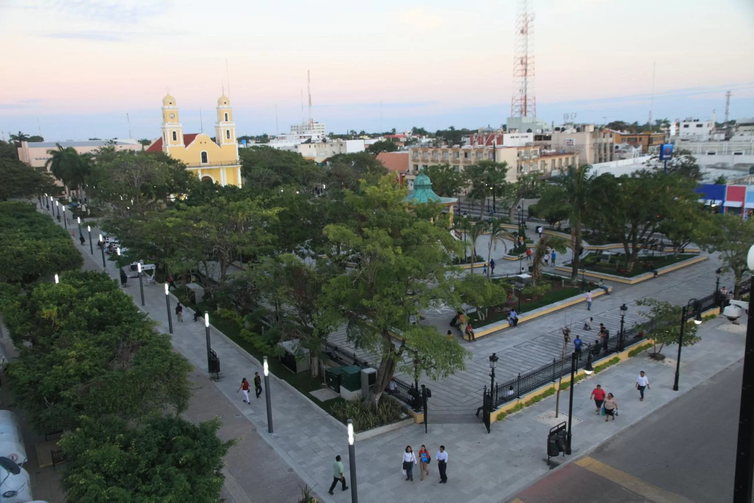 Landmark view in Hotel del Parque