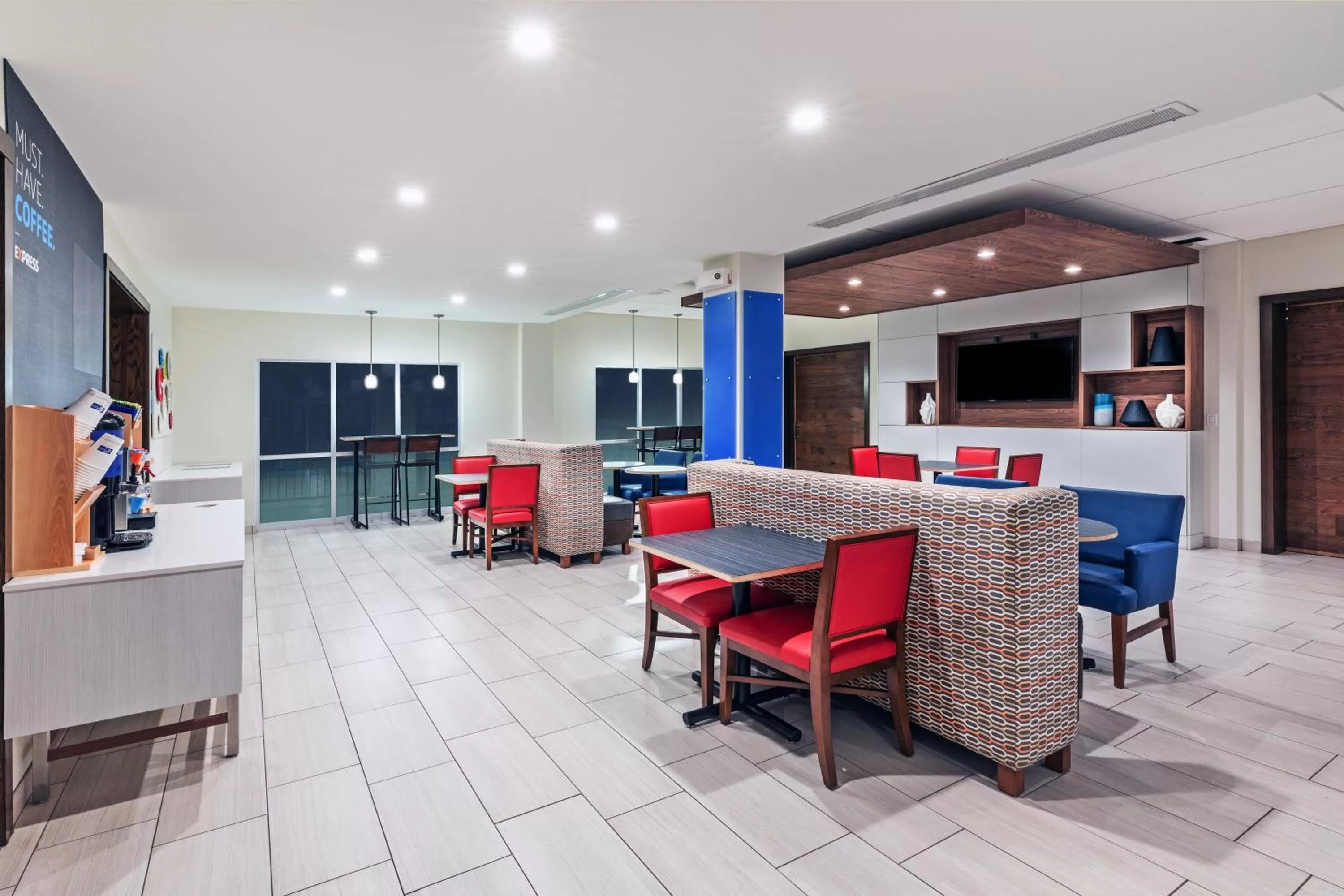 Breakfast in Holiday Inn Express & Suites Ozona by IHG