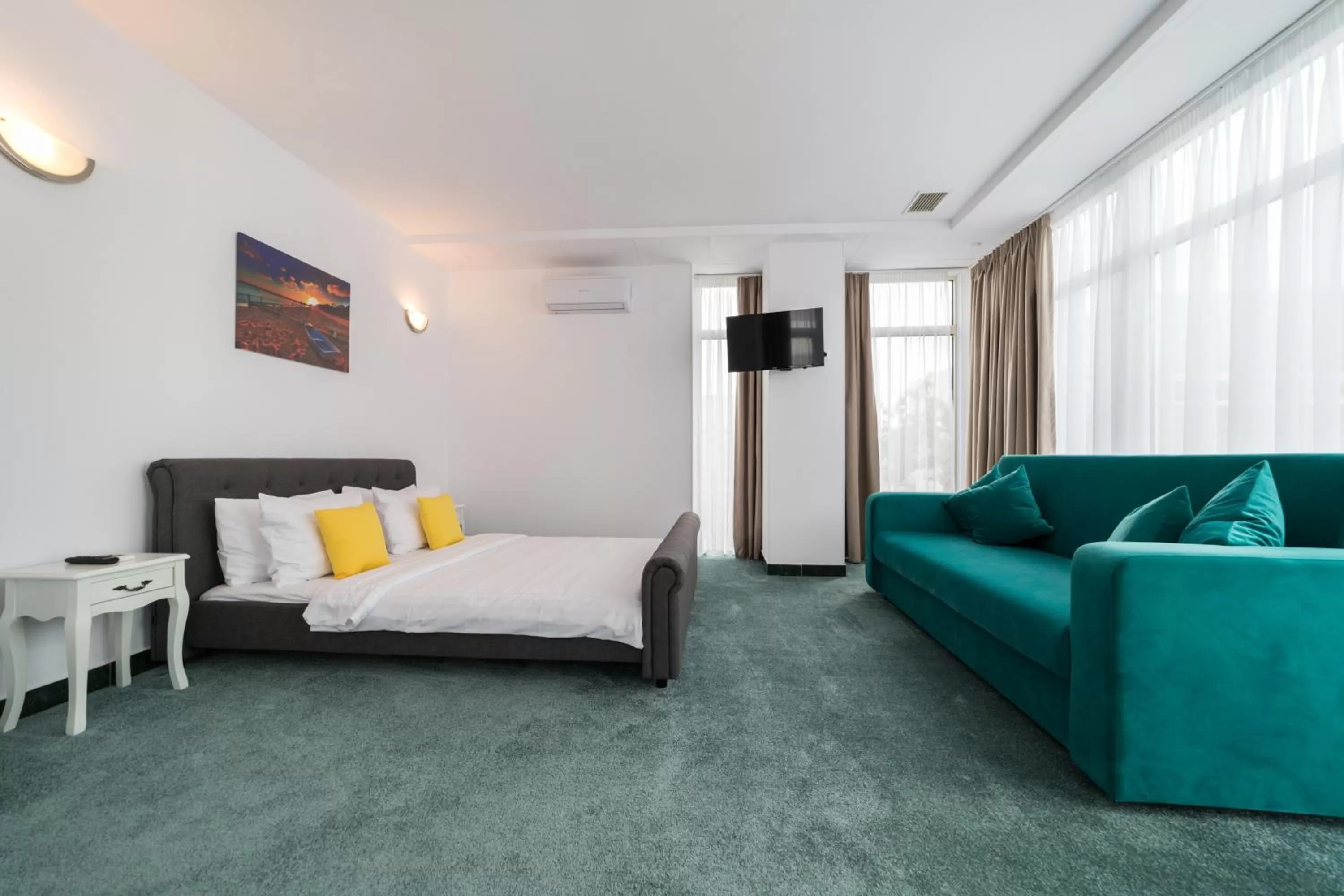 Bed in Avenue Palm Eforie - Avenue Hotels