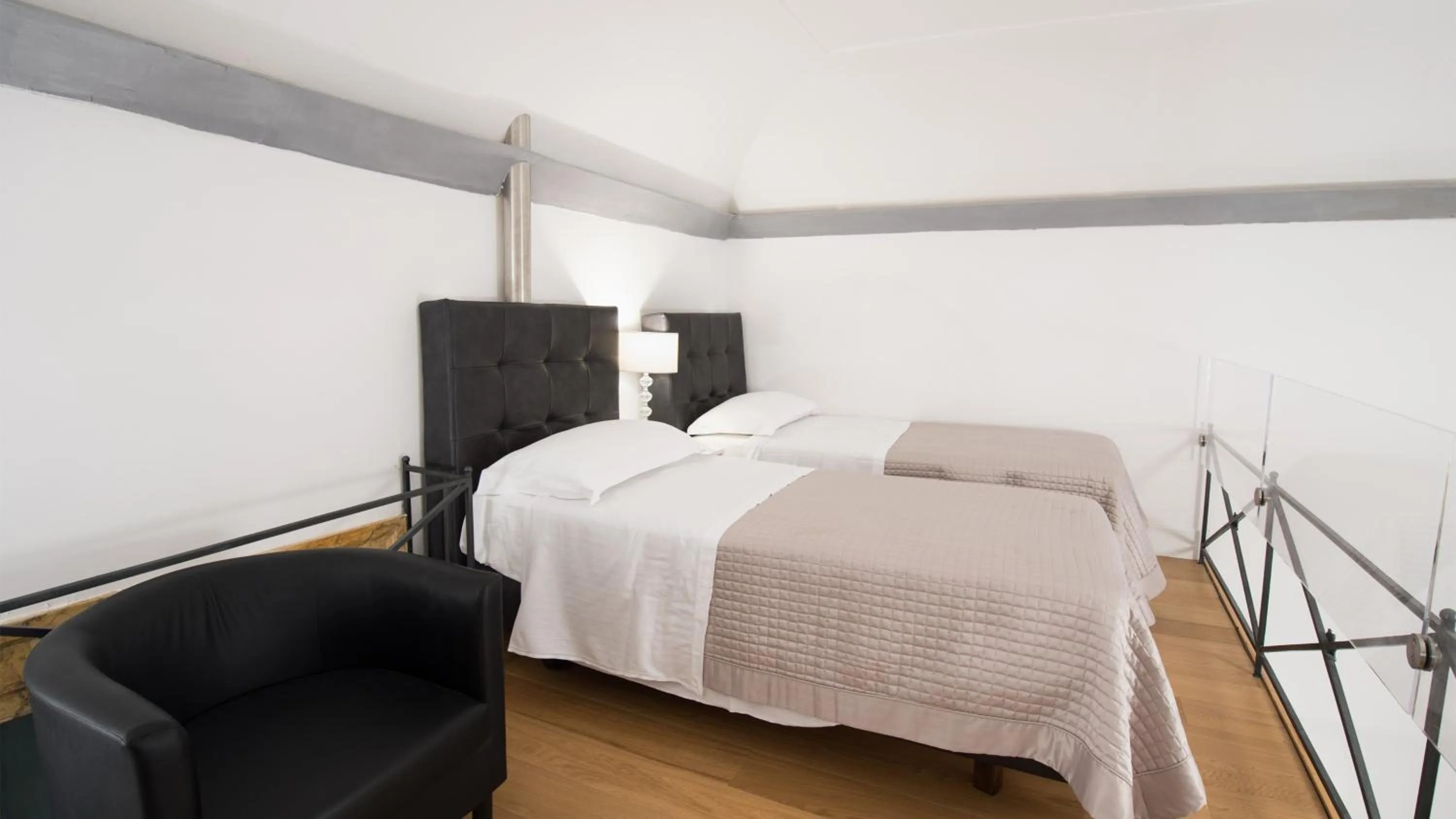 Bed in Santa Chiara Boutique Hotel