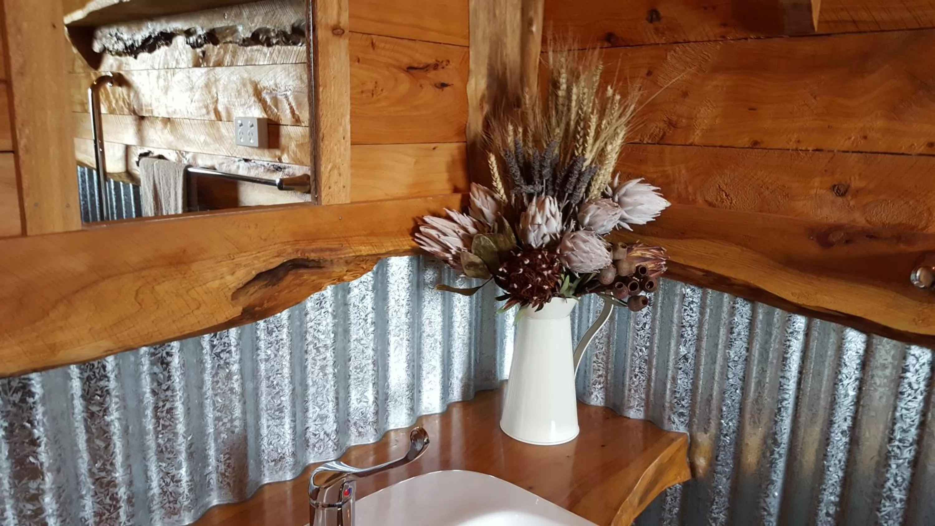 Balcony/Terrace in Rustic Hut Bush Retreat