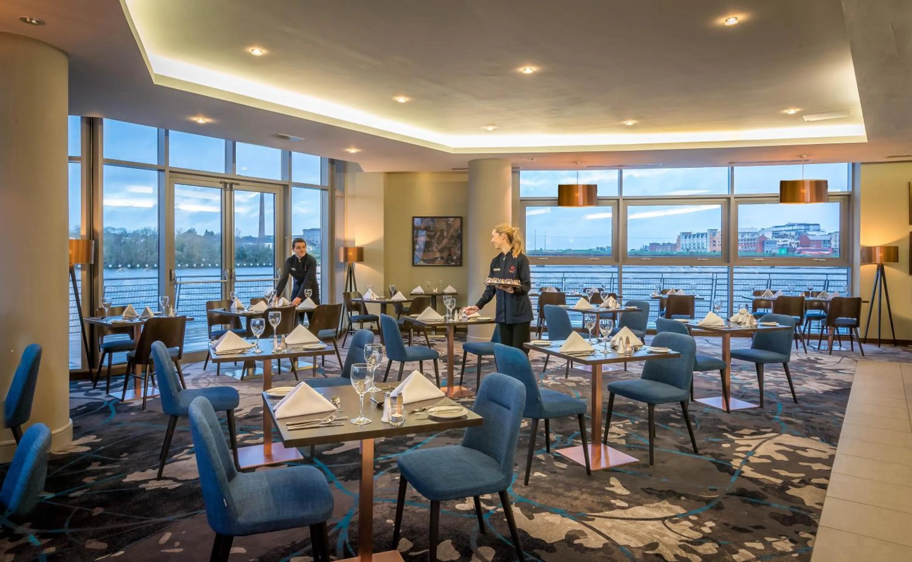 Restaurant/places to eat in Clayton Hotel Limerick