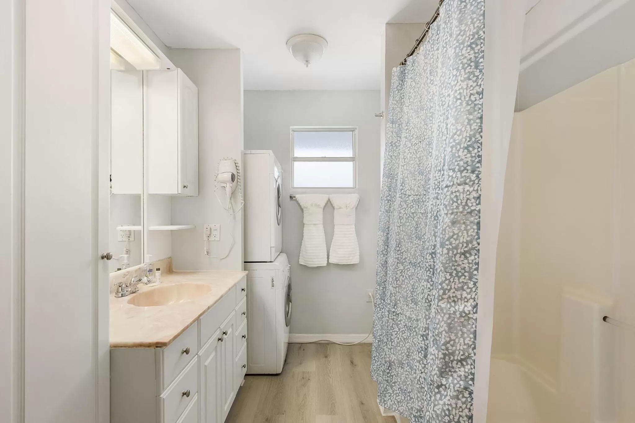 Bathroom in Matlacha on Shoreview