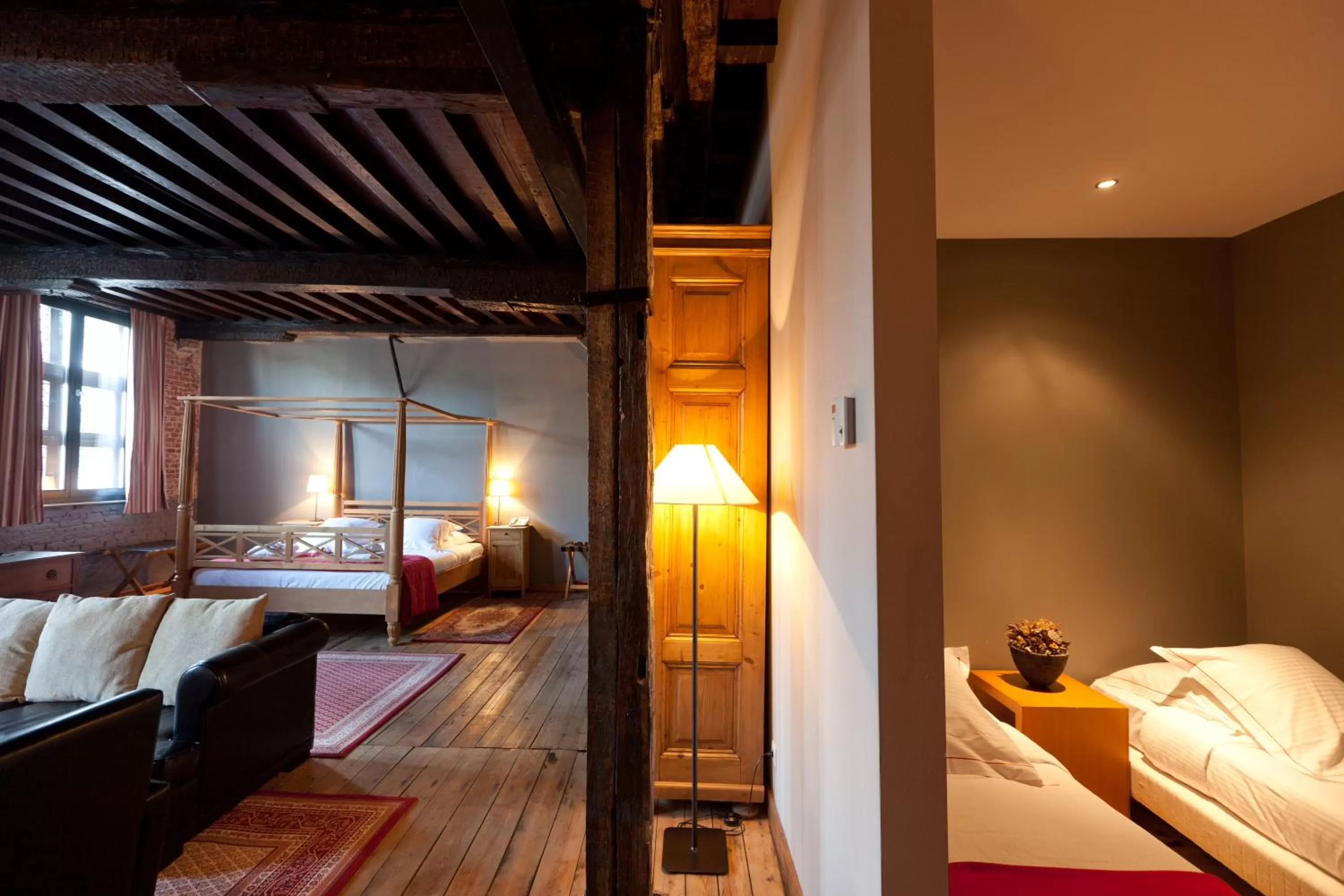 Photo of the whole room, Bed in Ghent River Hotel