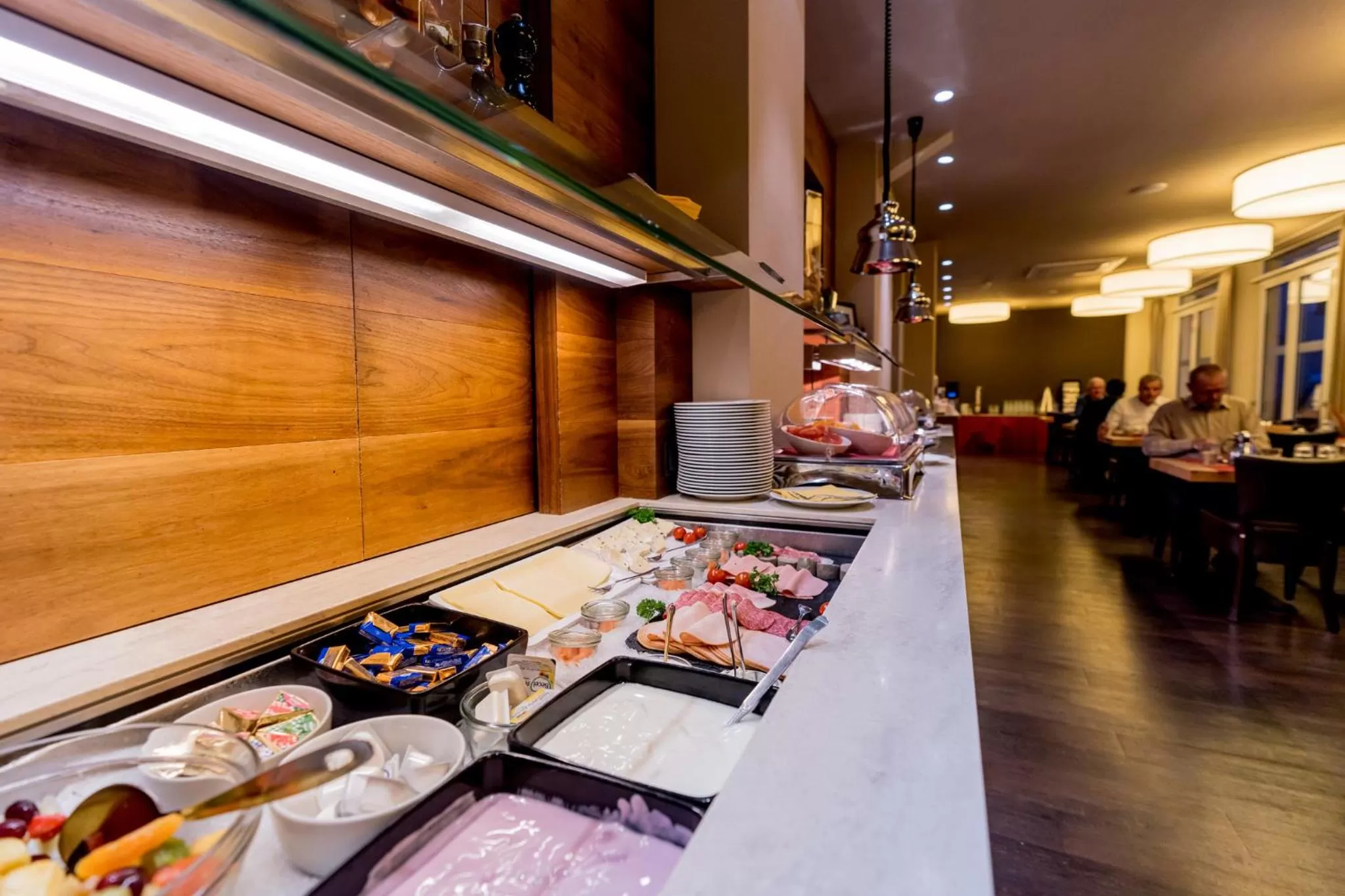 Buffet breakfast in Hotel Bacchus