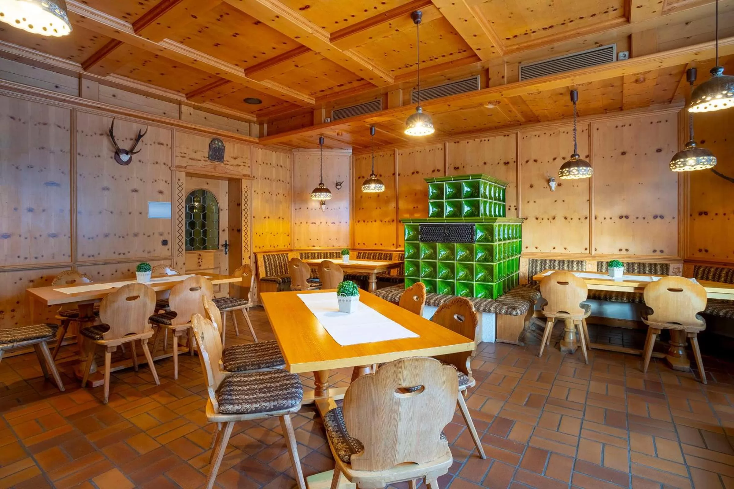 Restaurant/places to eat in Aqualux Wellness- & Tagungshotel