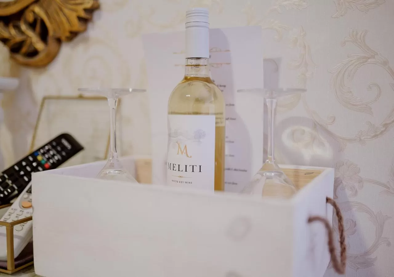 Coffee/tea facilities in ROH Suites