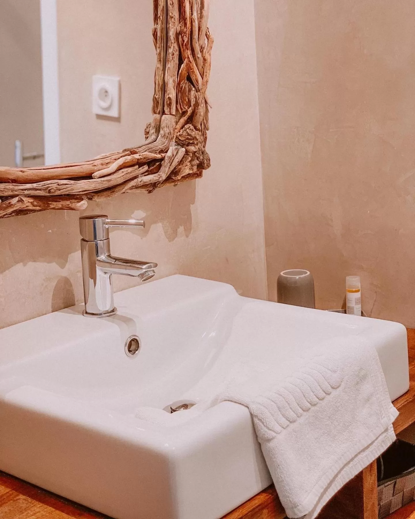 Bathroom in Auberge De La Foret Bonifatu