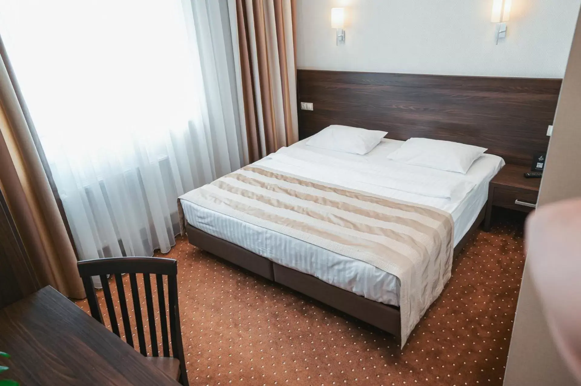 Small Double Room in Alexandrovskiy Hotel Small Double Room in Alexandrovskiy Hotel