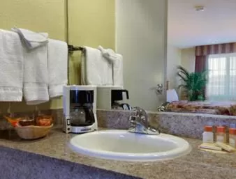 Standard King Room - Smoking in Days Inn by Wyndham Hayward Airport