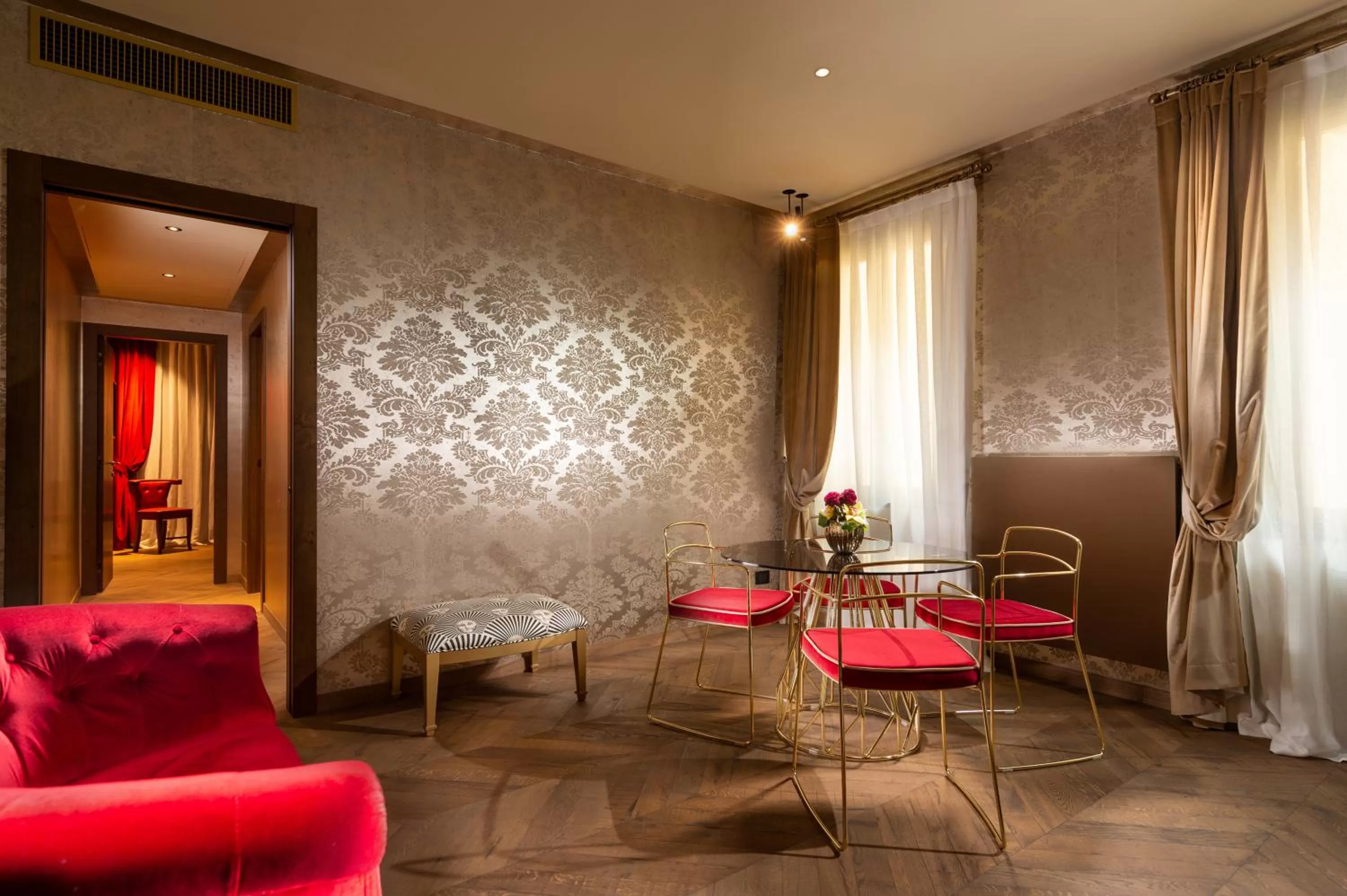 Living room in Madama Garden Retreat